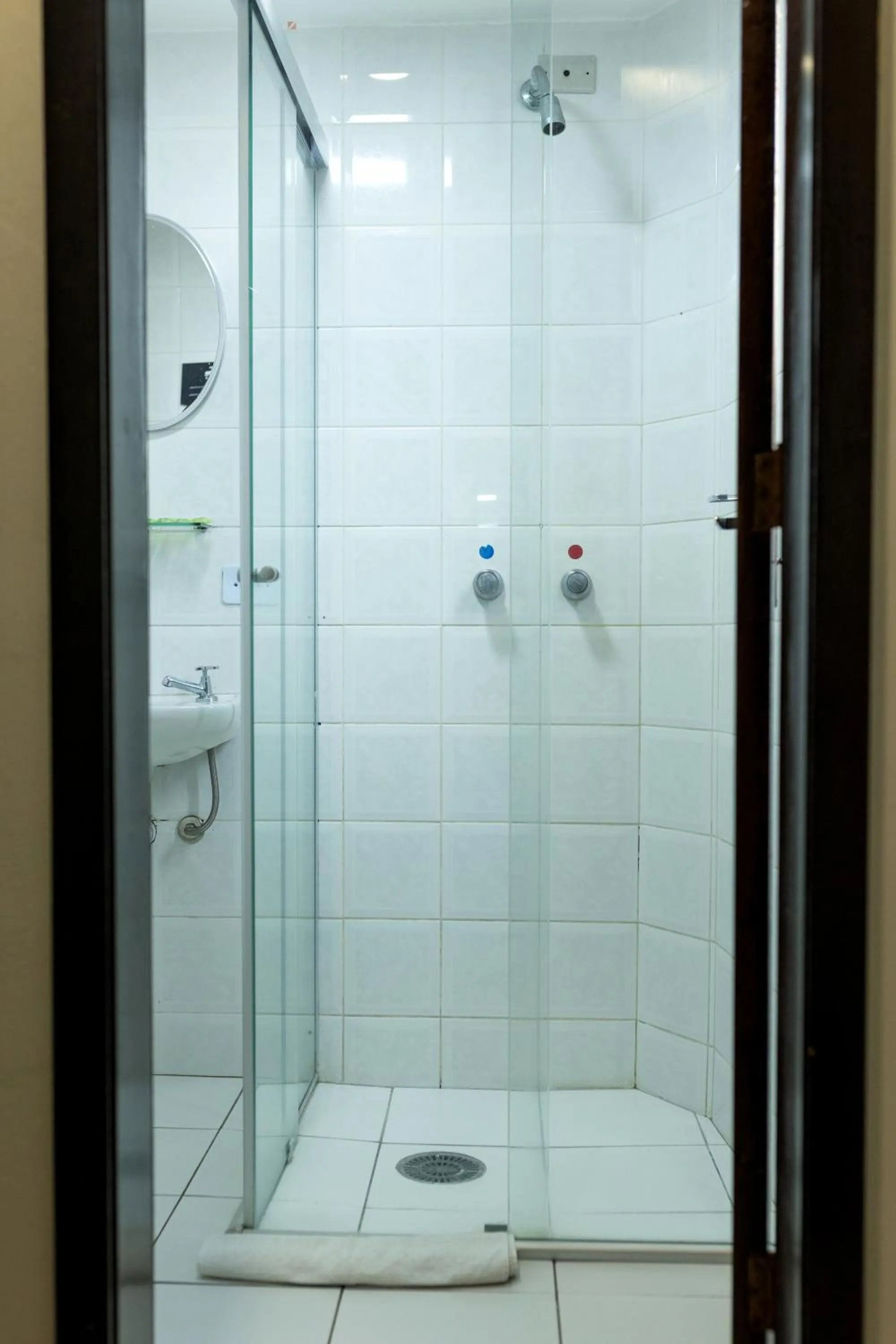 Esquina Batel - Hotel Econômico