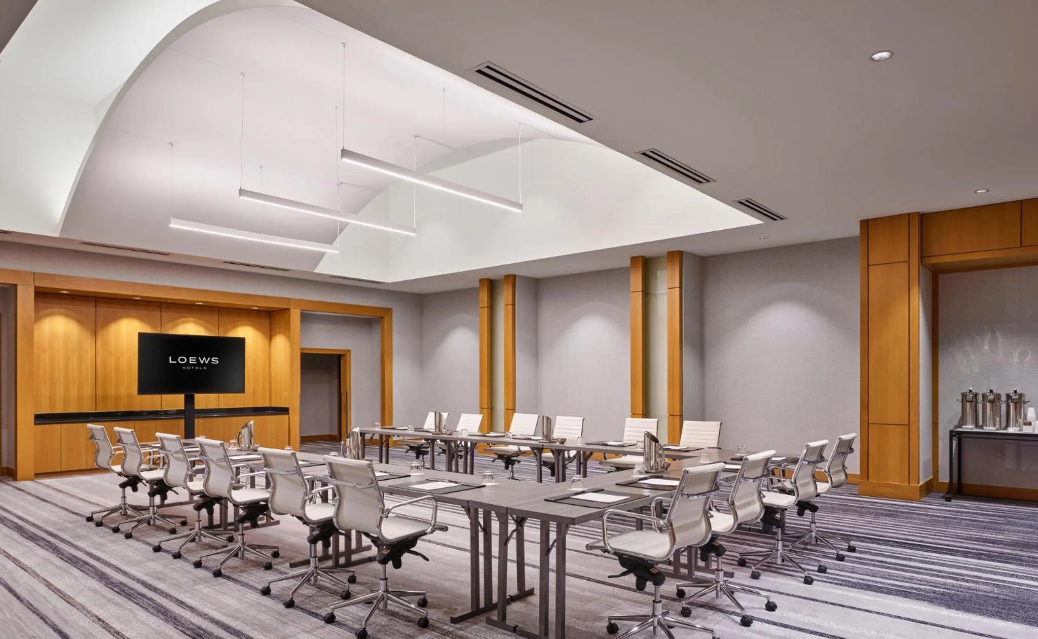 Landmark view in Loews Chicago O'Hare Hotel