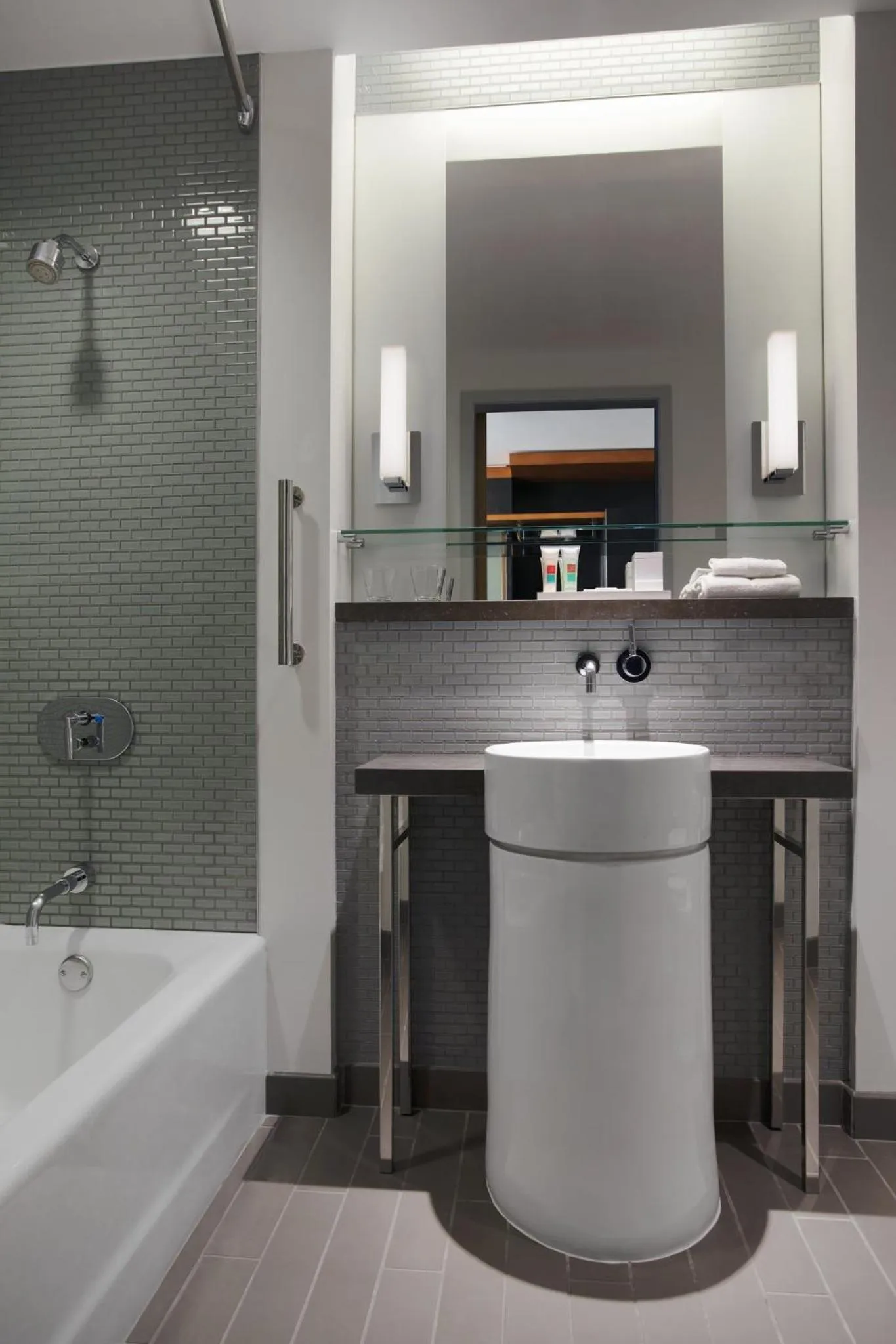 Bathroom in Loews Chicago O'Hare Hotel