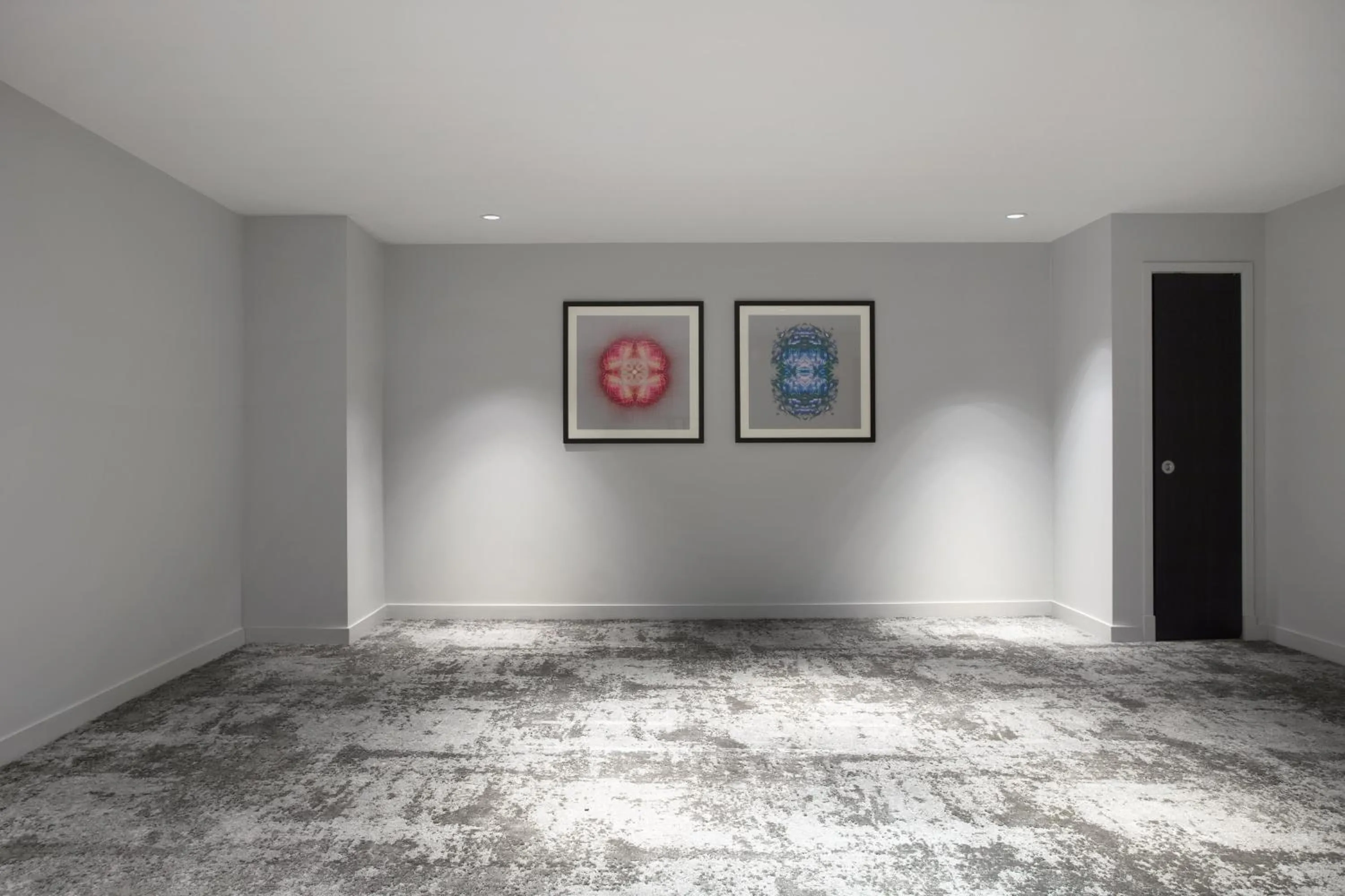 Meeting/conference room in Loews Chicago O'Hare Hotel