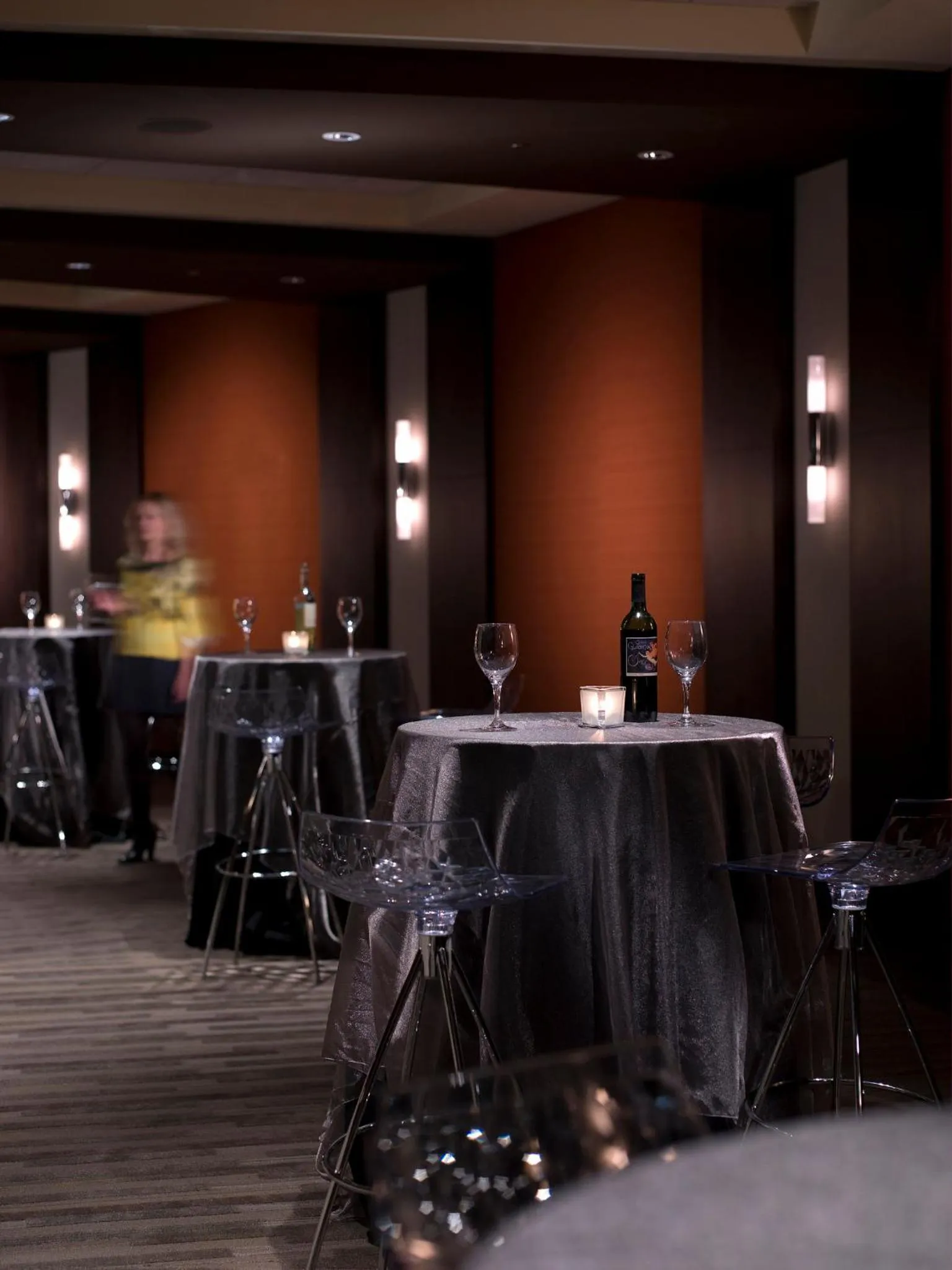 Meeting/conference room in Loews Chicago O'Hare Hotel