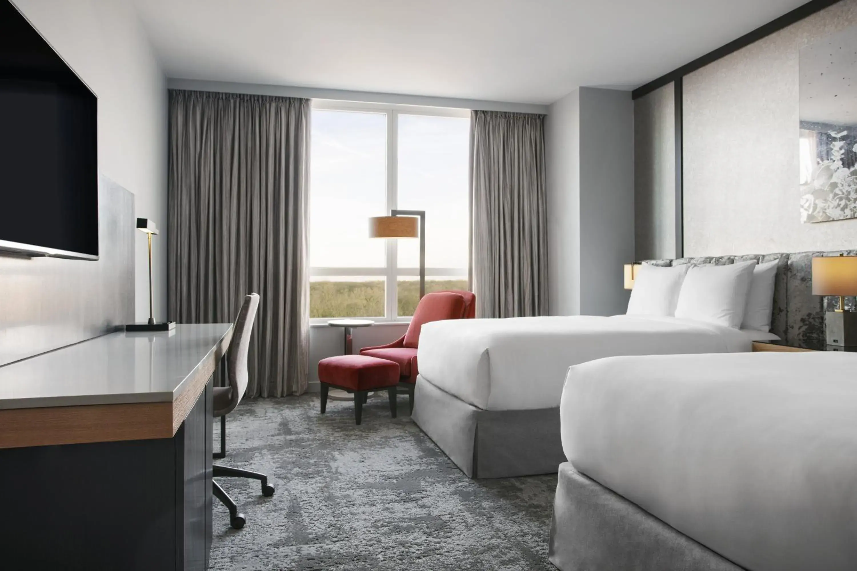 Deluxe Double Room with Two Double Beds - Hearing Accessible in Loews Chicago O'Hare Hotel Deluxe Double Room with Two Double Beds - Hearing Accessible in Loews Chicago O'Hare Hotel