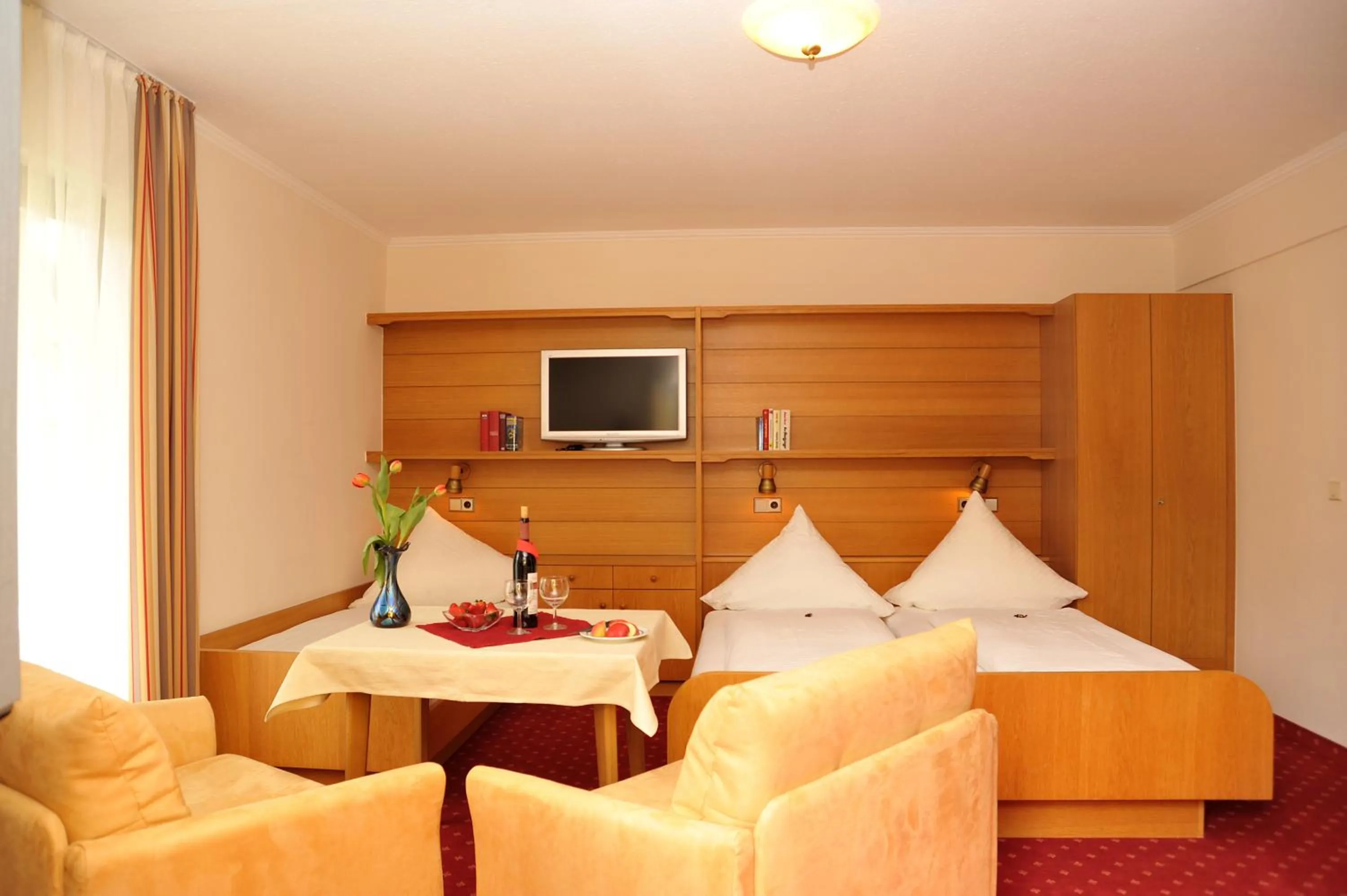 Photo of the whole room in Gasthof Reiner