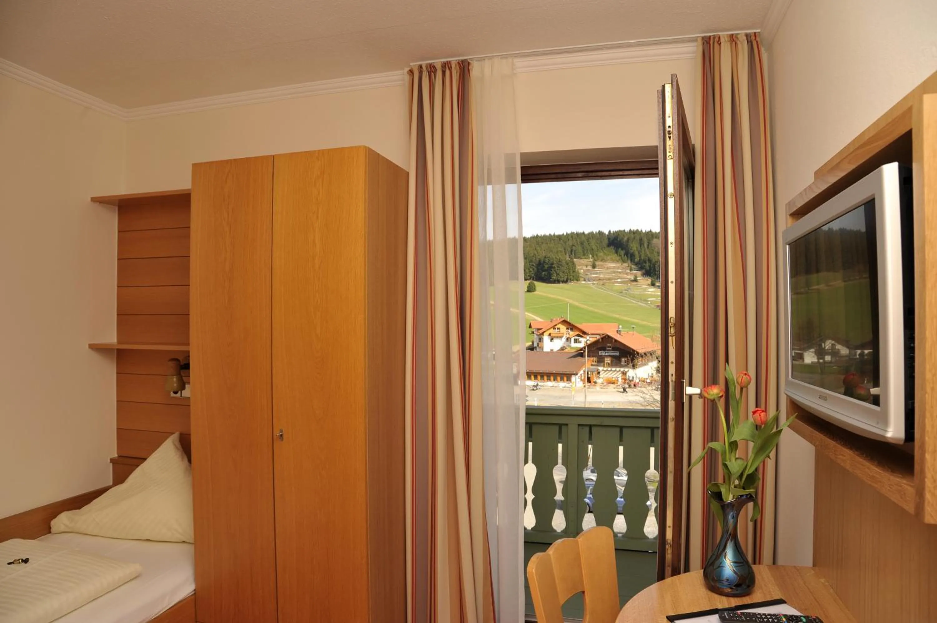 Photo of the whole room in Gasthof Reiner