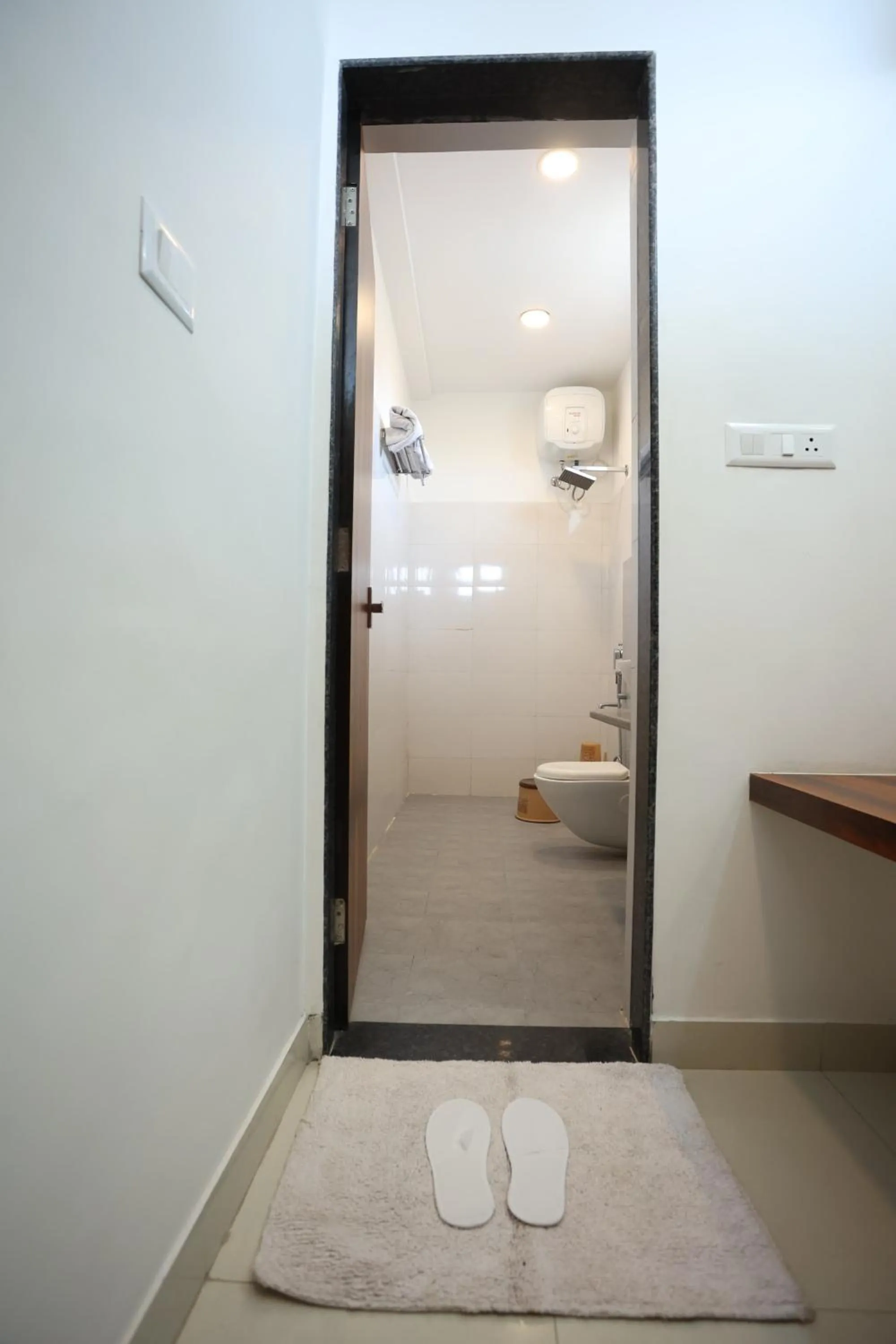 Bathroom in Hotel Bhairav Bagh with Swimming Pool