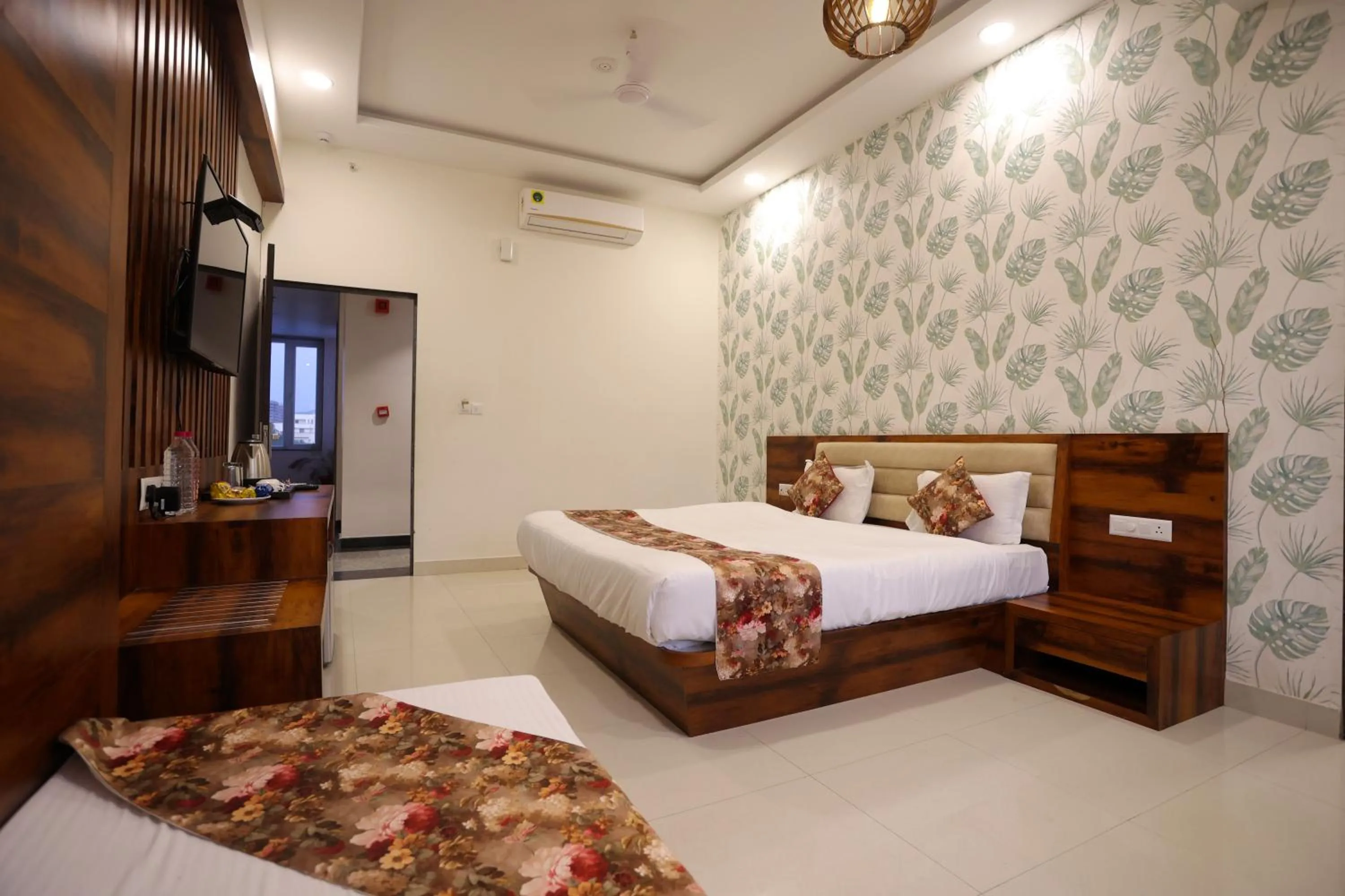 Bedroom, Bed in Hotel Bhairav Bagh with Swimming Pool