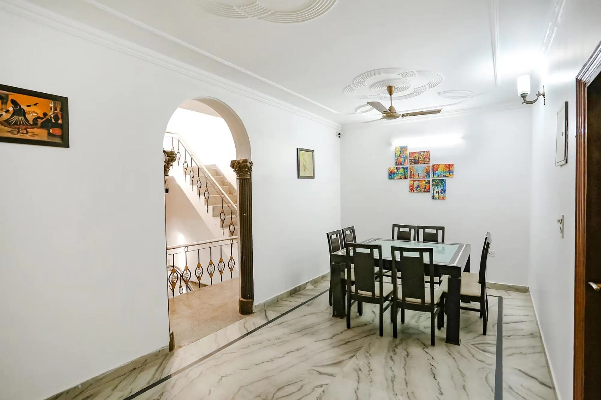 Dining area in FabHotel Premium Rooms - Nr Yashobhoomi Convention Centre