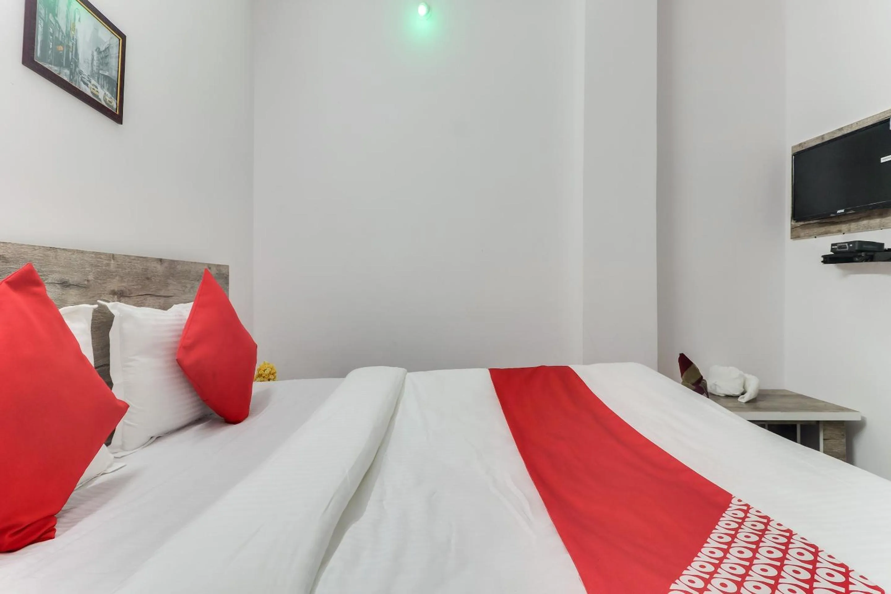 Bedroom in Super Hotel O The Radium Inn