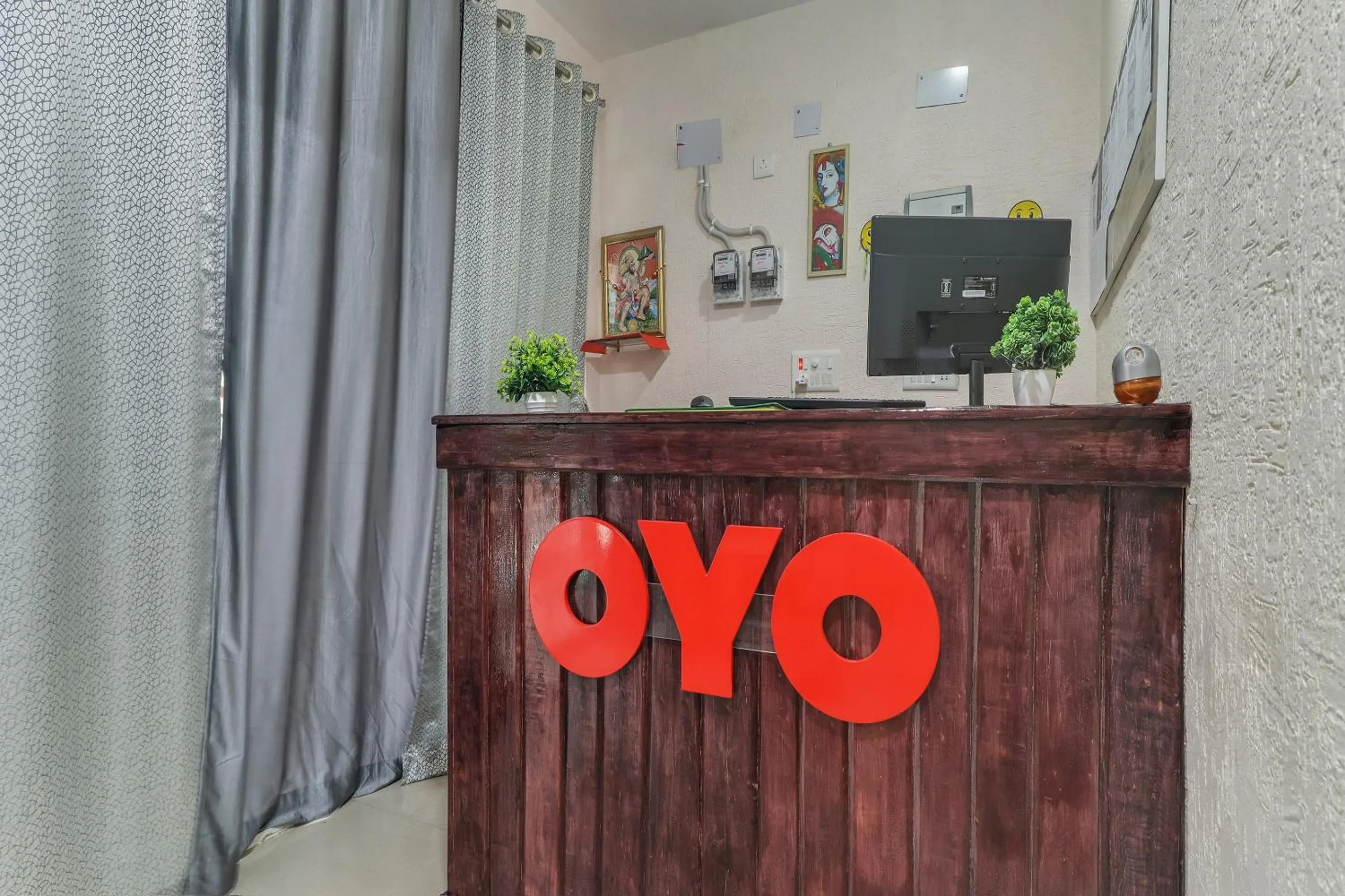 Lobby or reception in Super Hotel O The Radium Inn