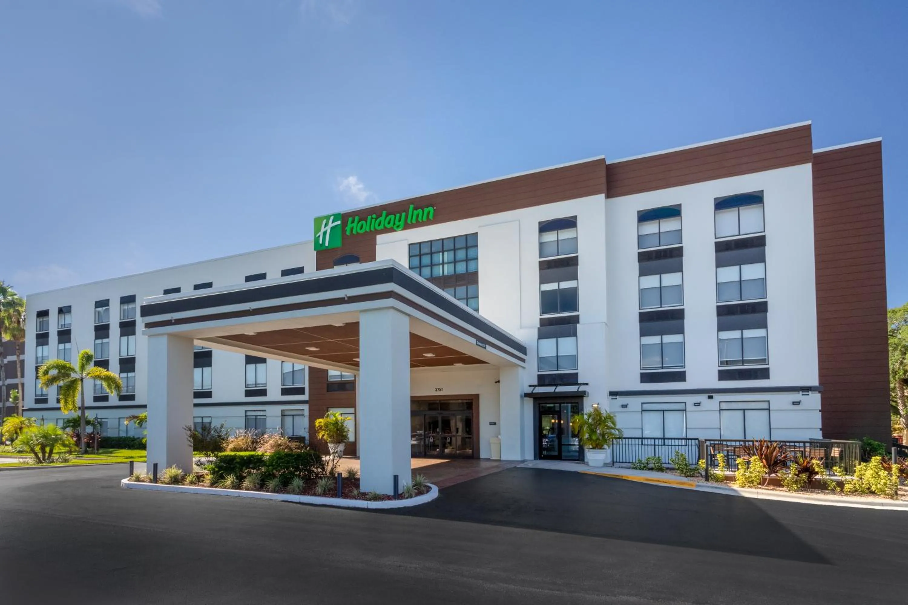 Property building in Holiday Inn - Tampa North by IHG