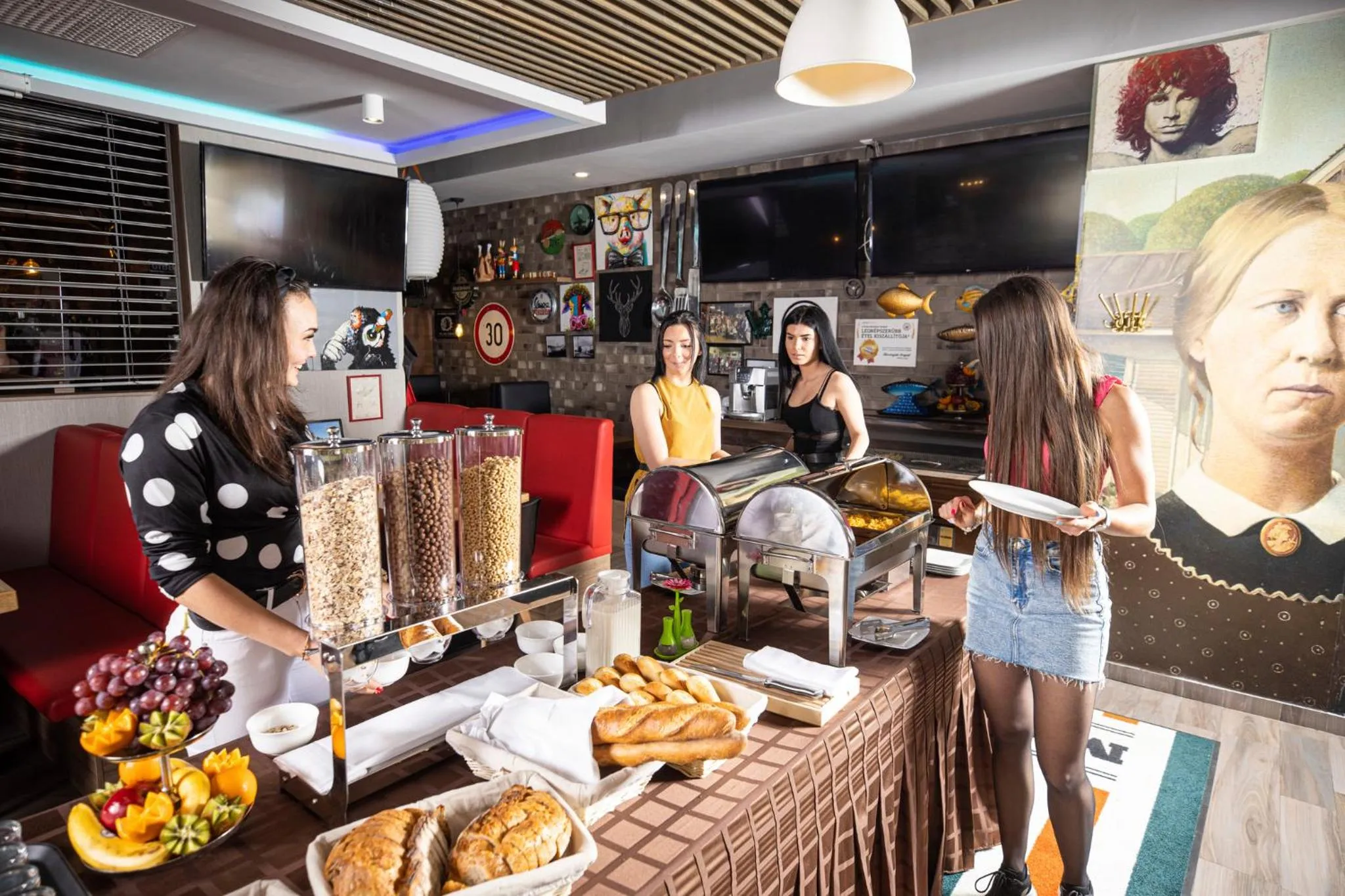 Breakfast in Arena Deluxe & Spa