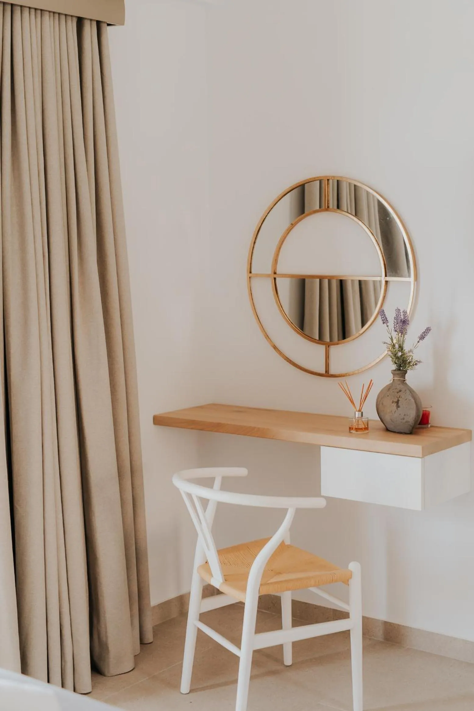 Photo of the whole room in Elia boutique hotel