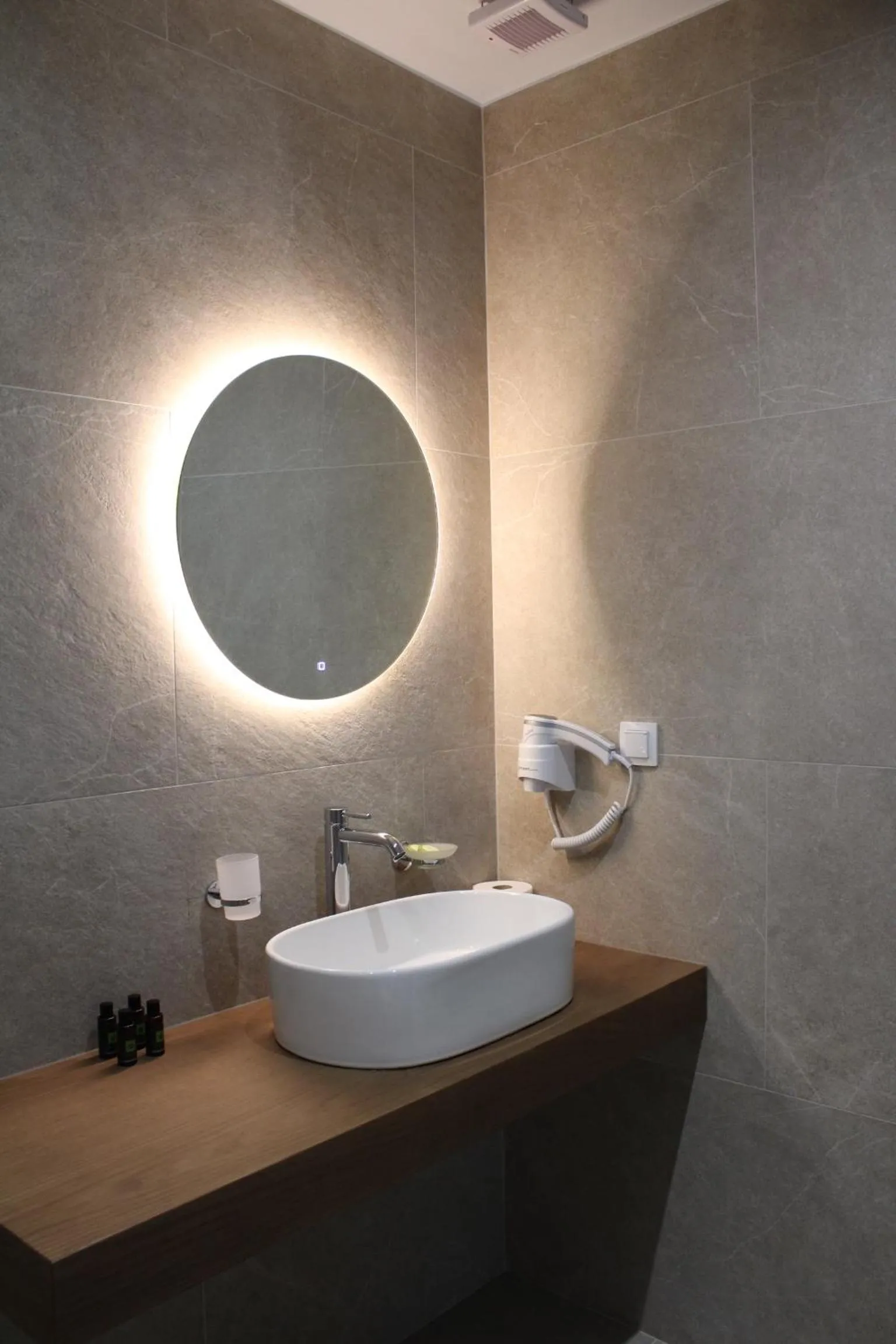 Bathroom in Elia boutique hotel