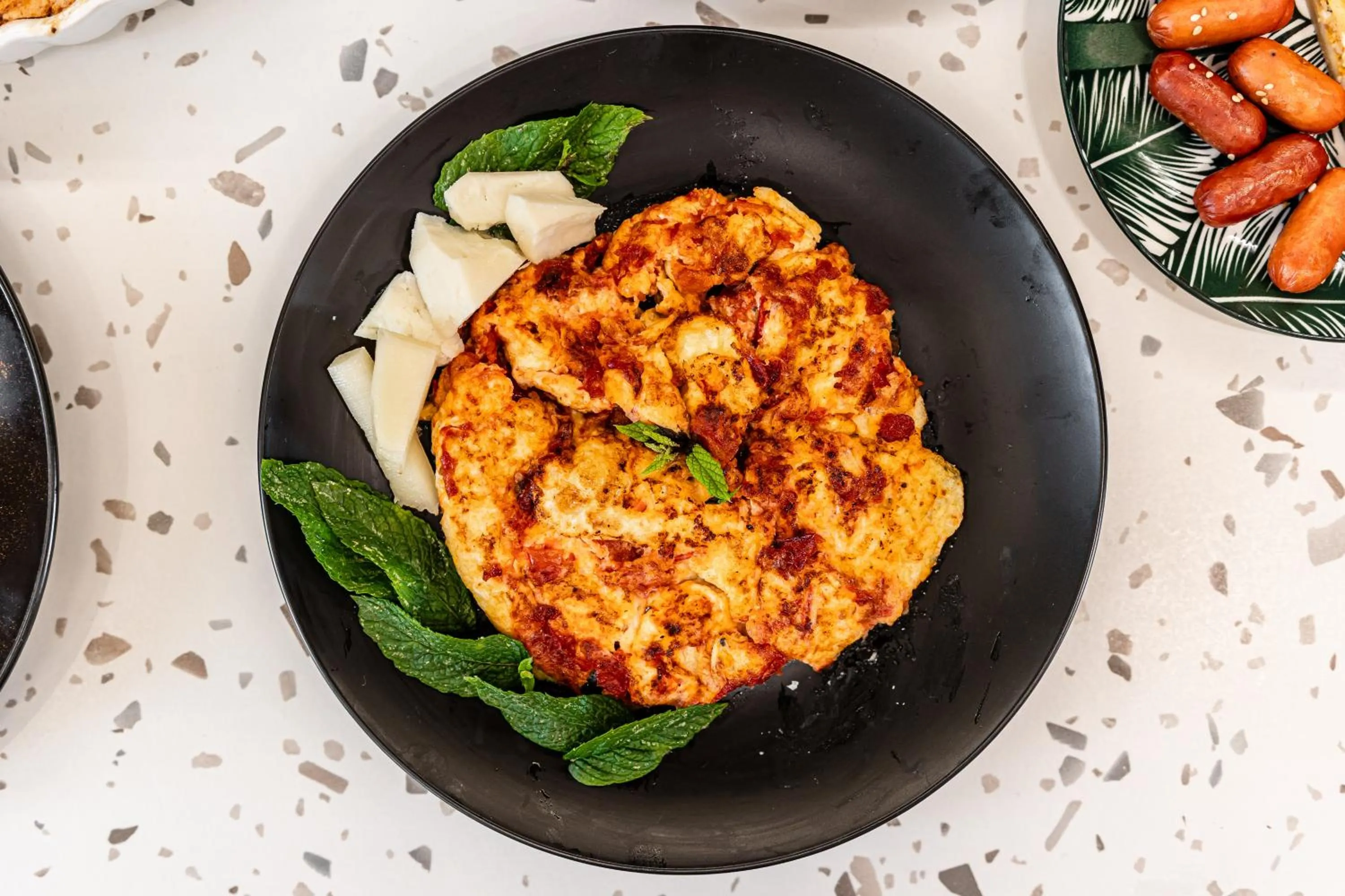 Spring in Majo Suites Hotel