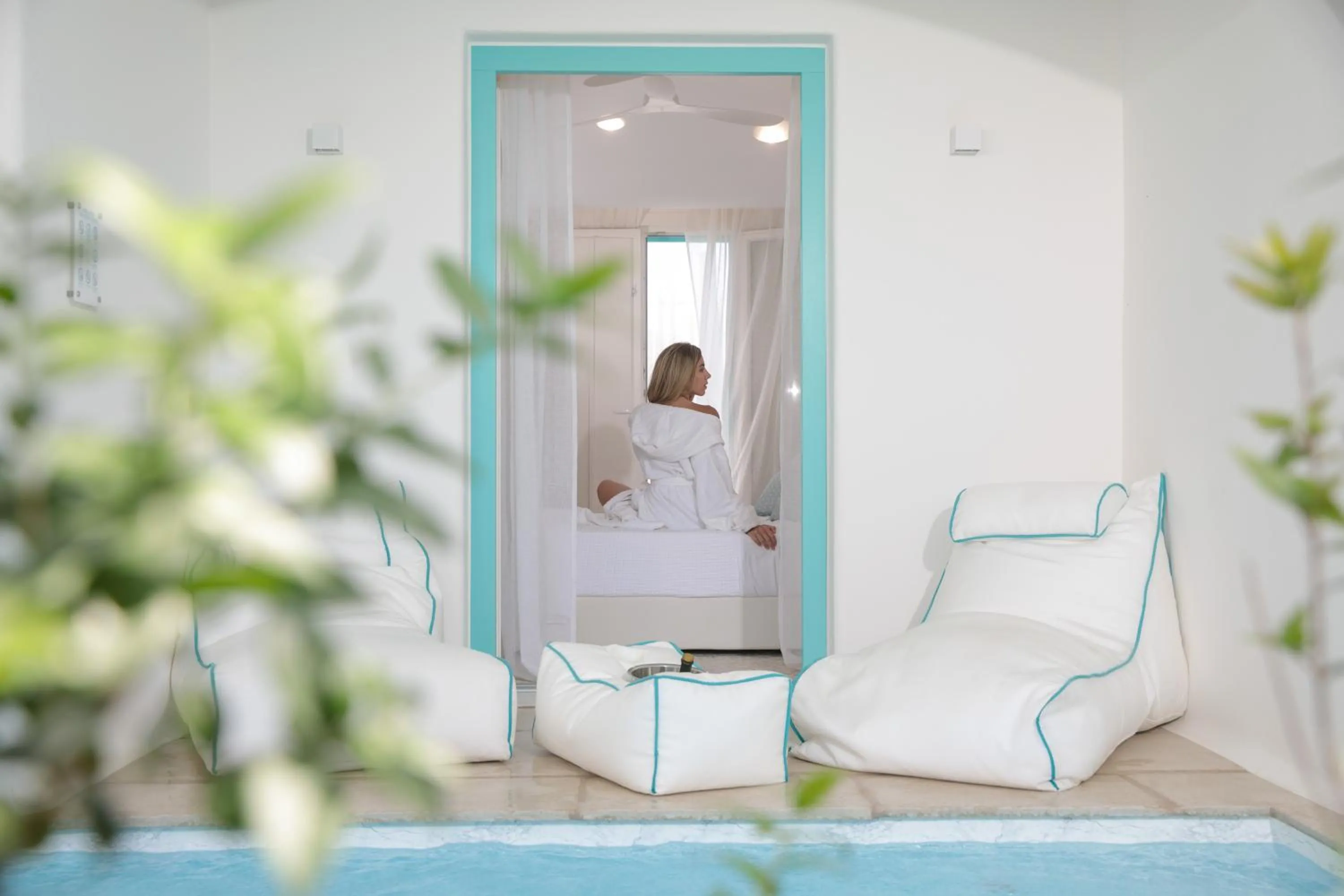 Shower in Majo Suites Hotel