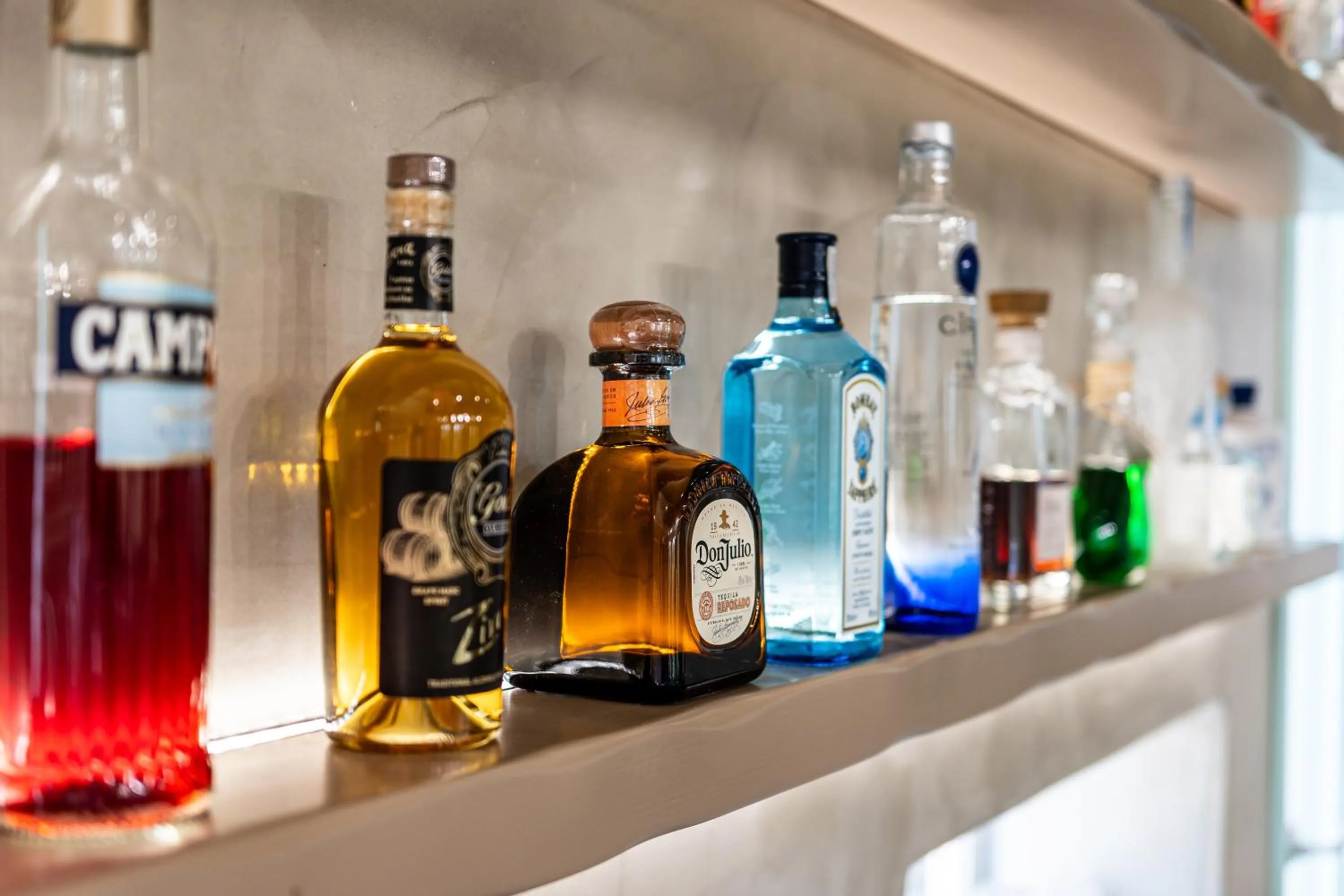 Spring in Majo Suites Hotel