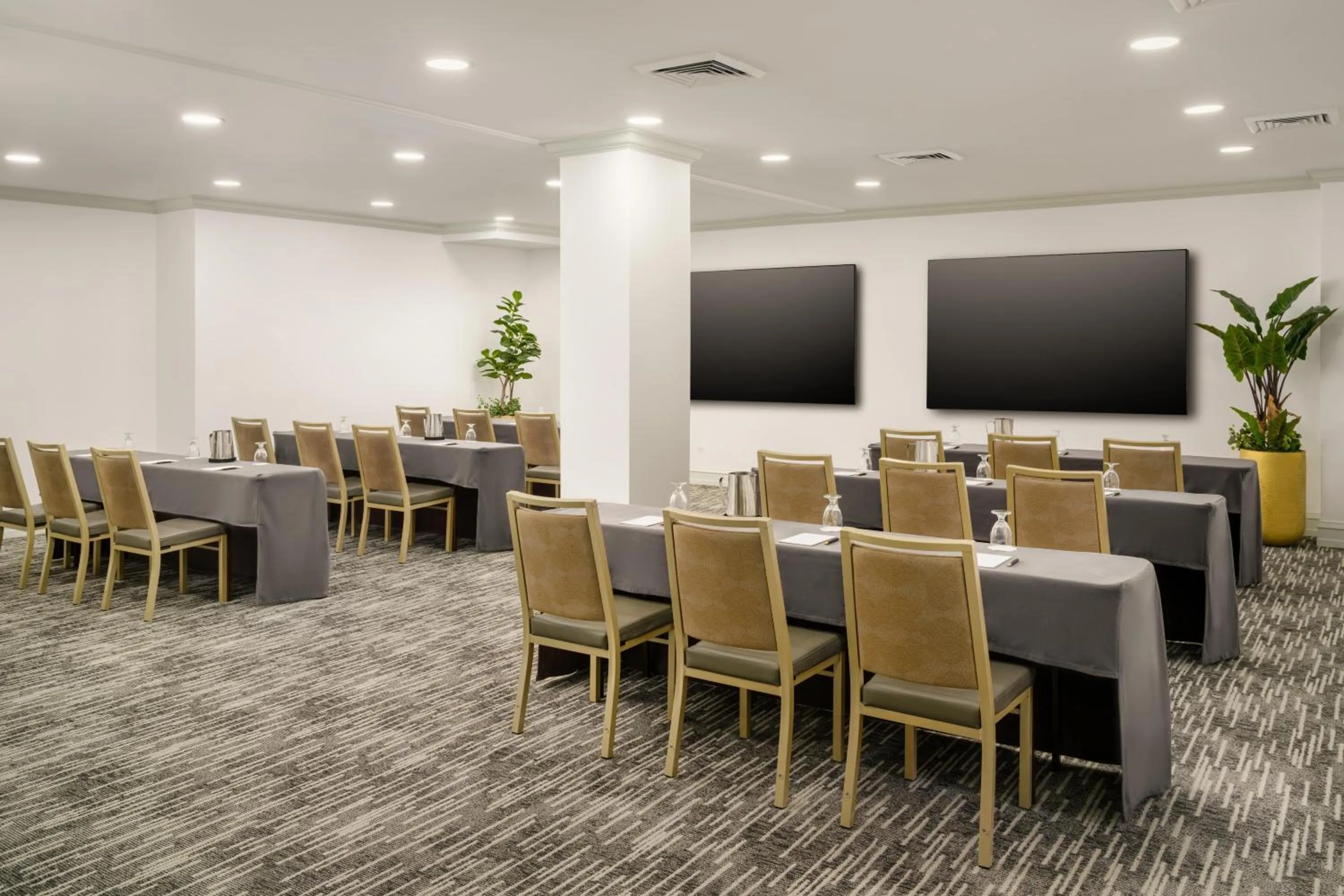Meeting/conference room in Martinique New York on Broadway, Curio Collection by Hilton