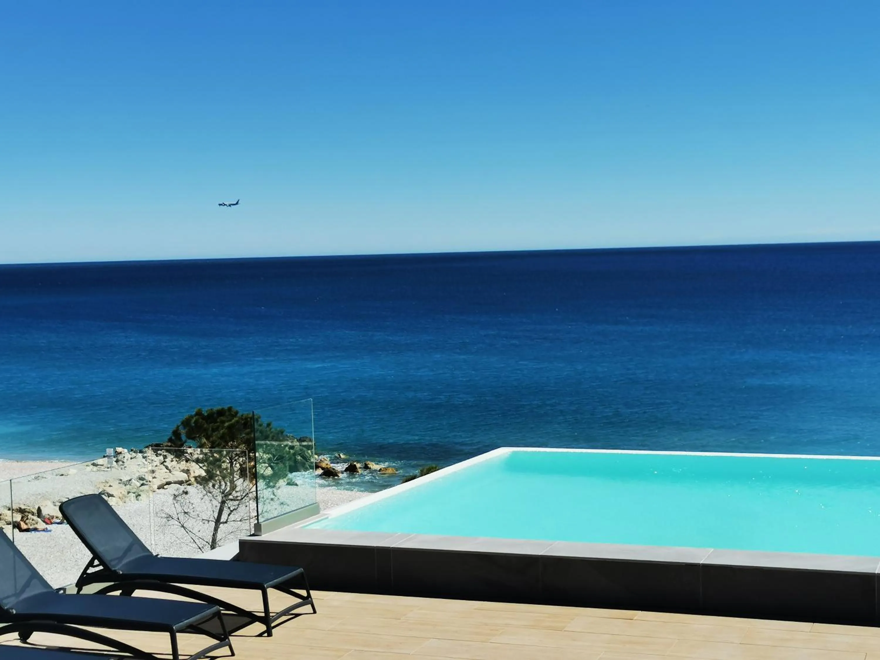 Pearl Beach - Rooftop Pool Seaside