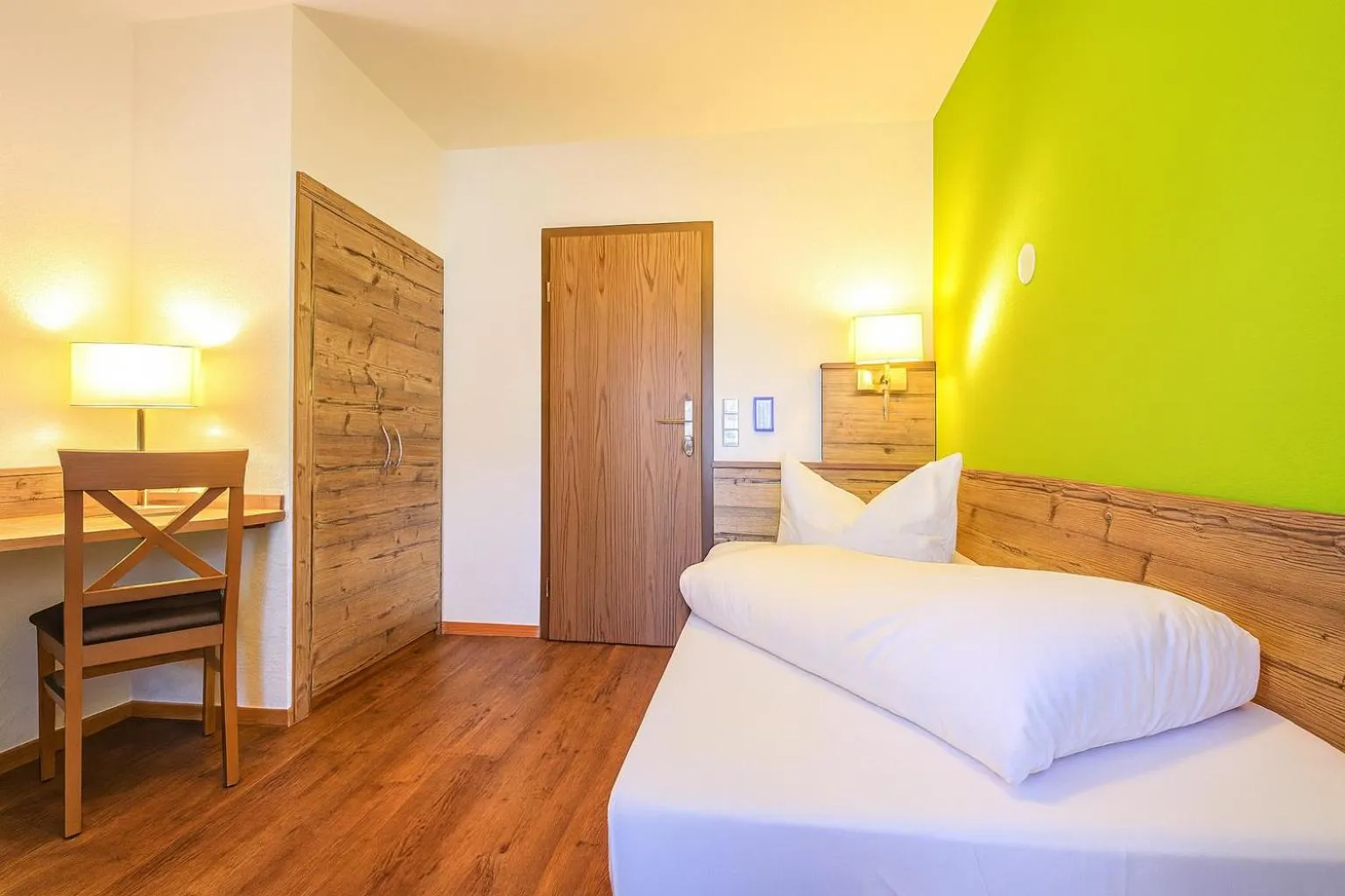 Photo of the whole room, Bed in Landgasthof Hotel Rebstock