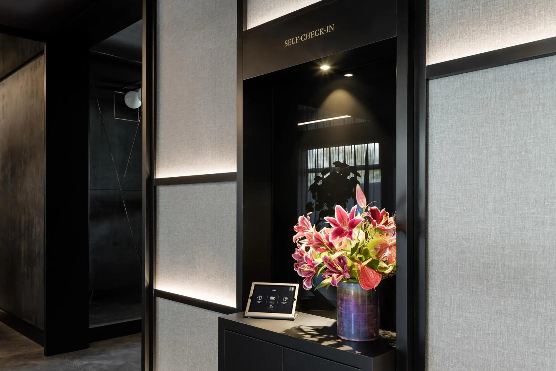 Lobby or reception in Hotel AMANO East Side