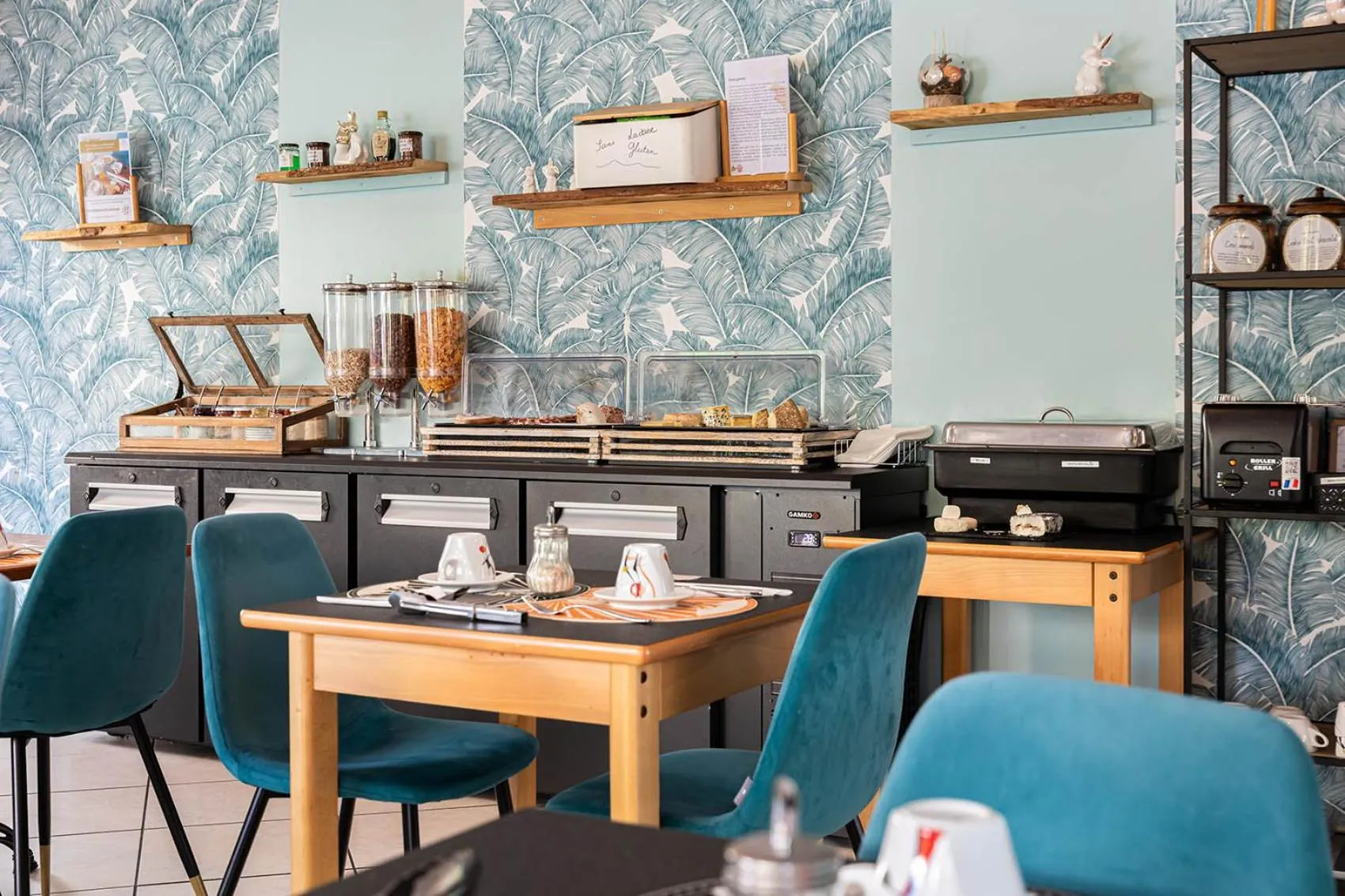 Restaurant/places to eat in Deltour Hotel Le Puy En Velay