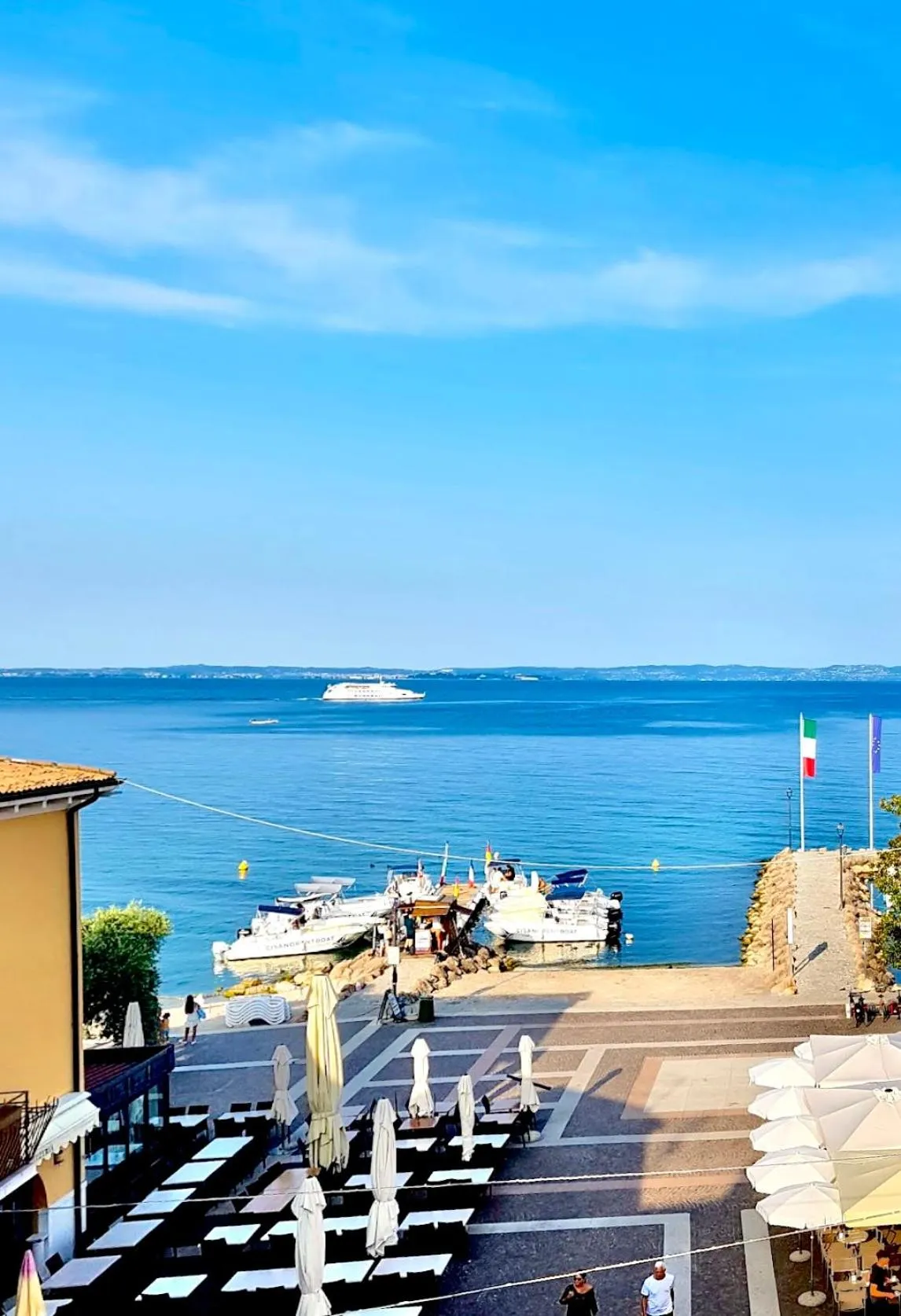 Lake view in I Tre Re Rooms