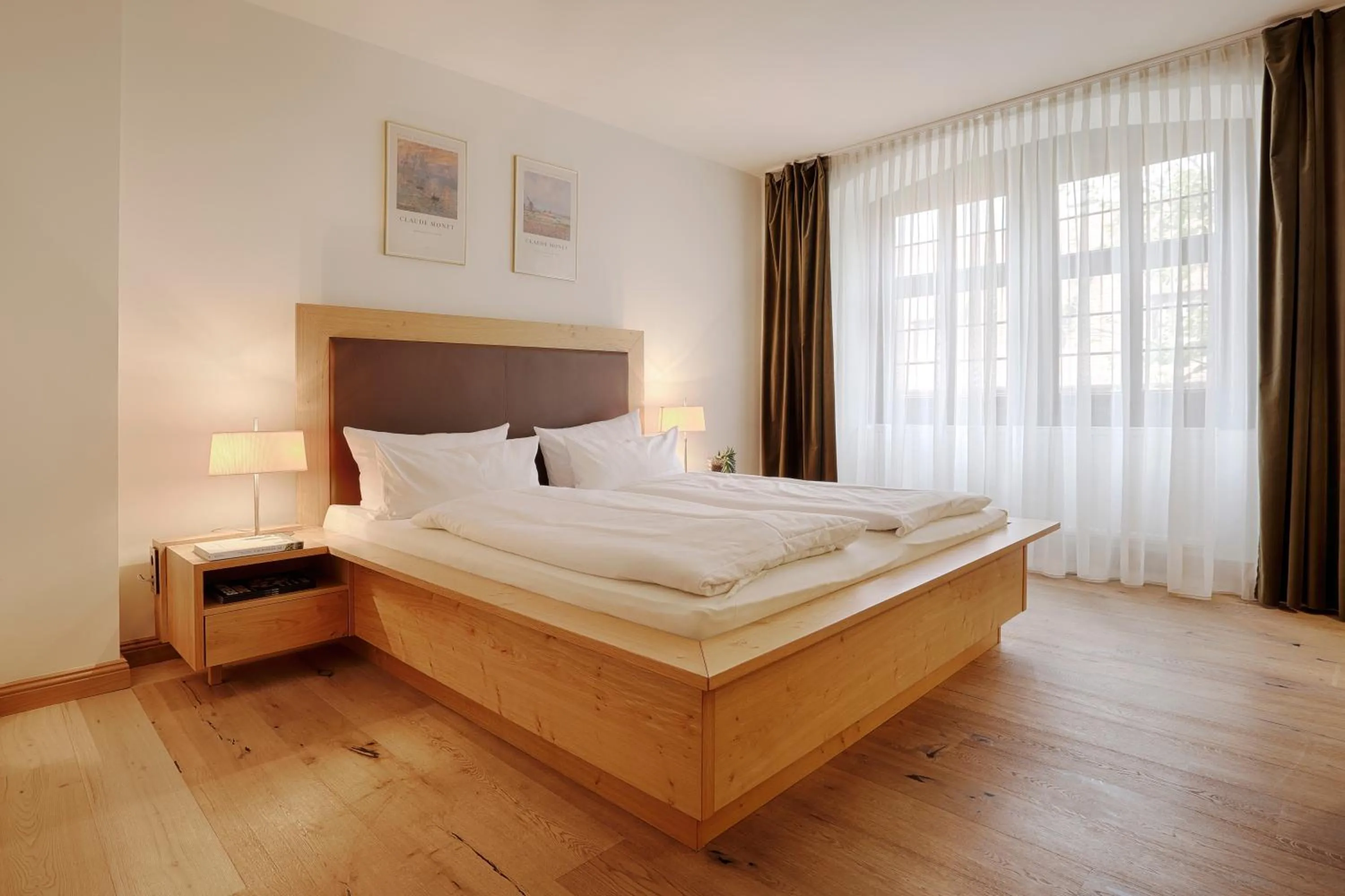 Photo of the whole room, Bed in homie hotel Wiener Botschaft