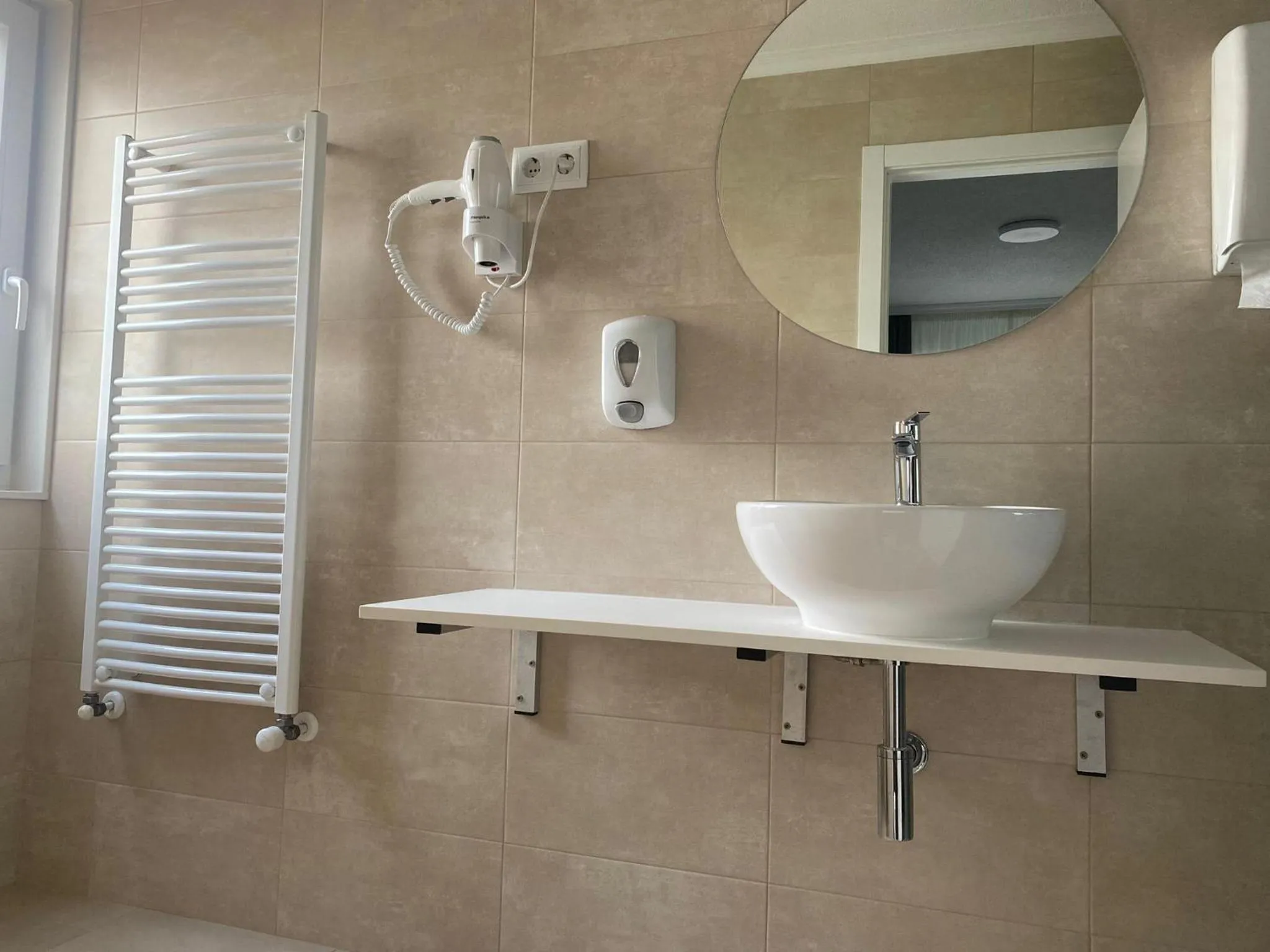 Bathroom in Albergue San Pedro