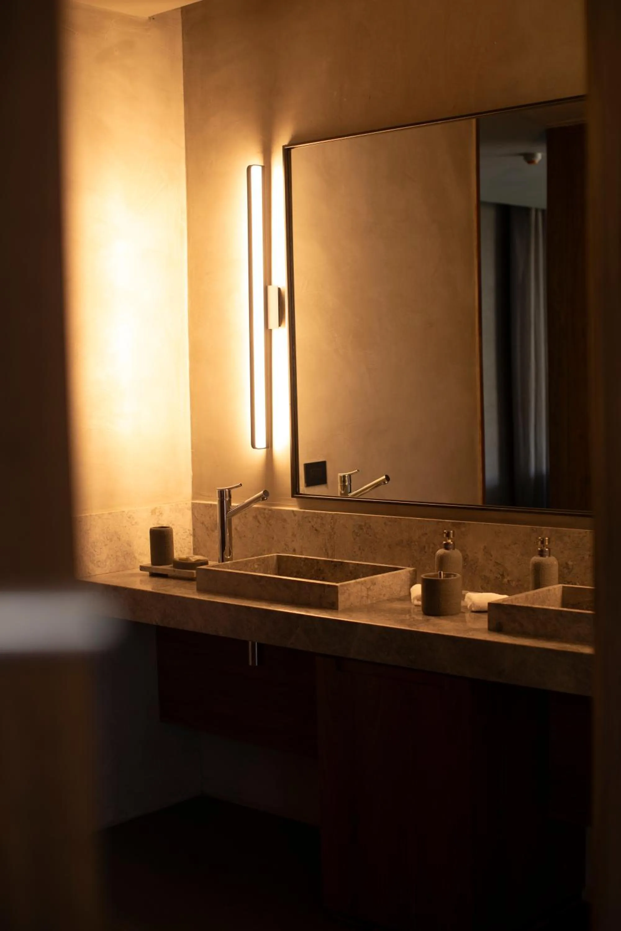 Bathroom in Susana Balbo Winemaker's House - Relais & Chateaux