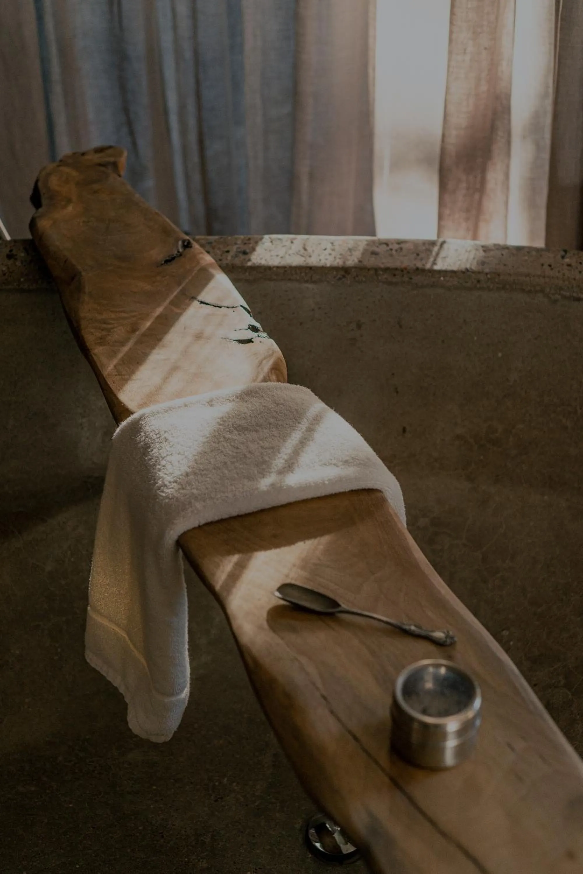 Bath in Susana Balbo Winemaker's House - Relais & Chateaux