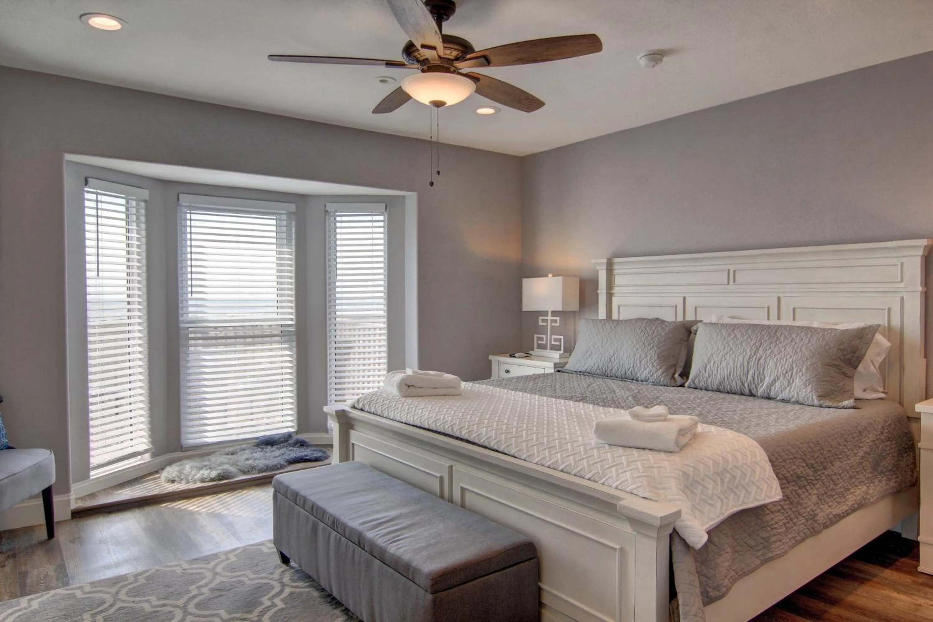 Other, Bed in Lost and Found GW110