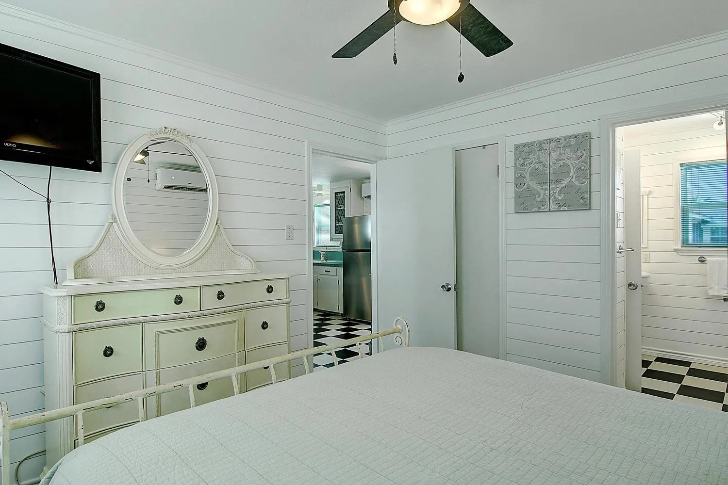 Other, Bed in Le Chateau TS202