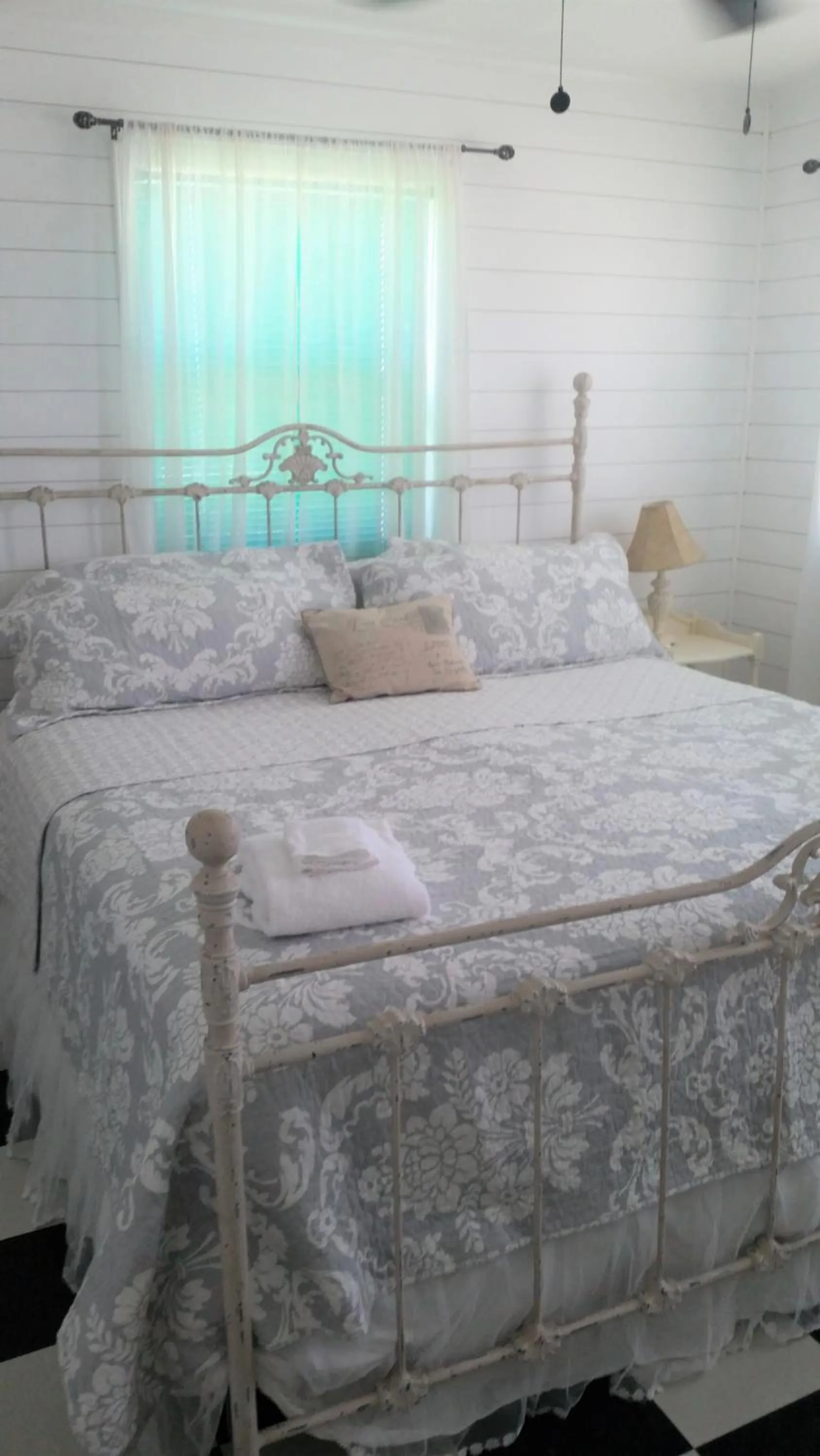 Other, Bed in Le Chateau TS202