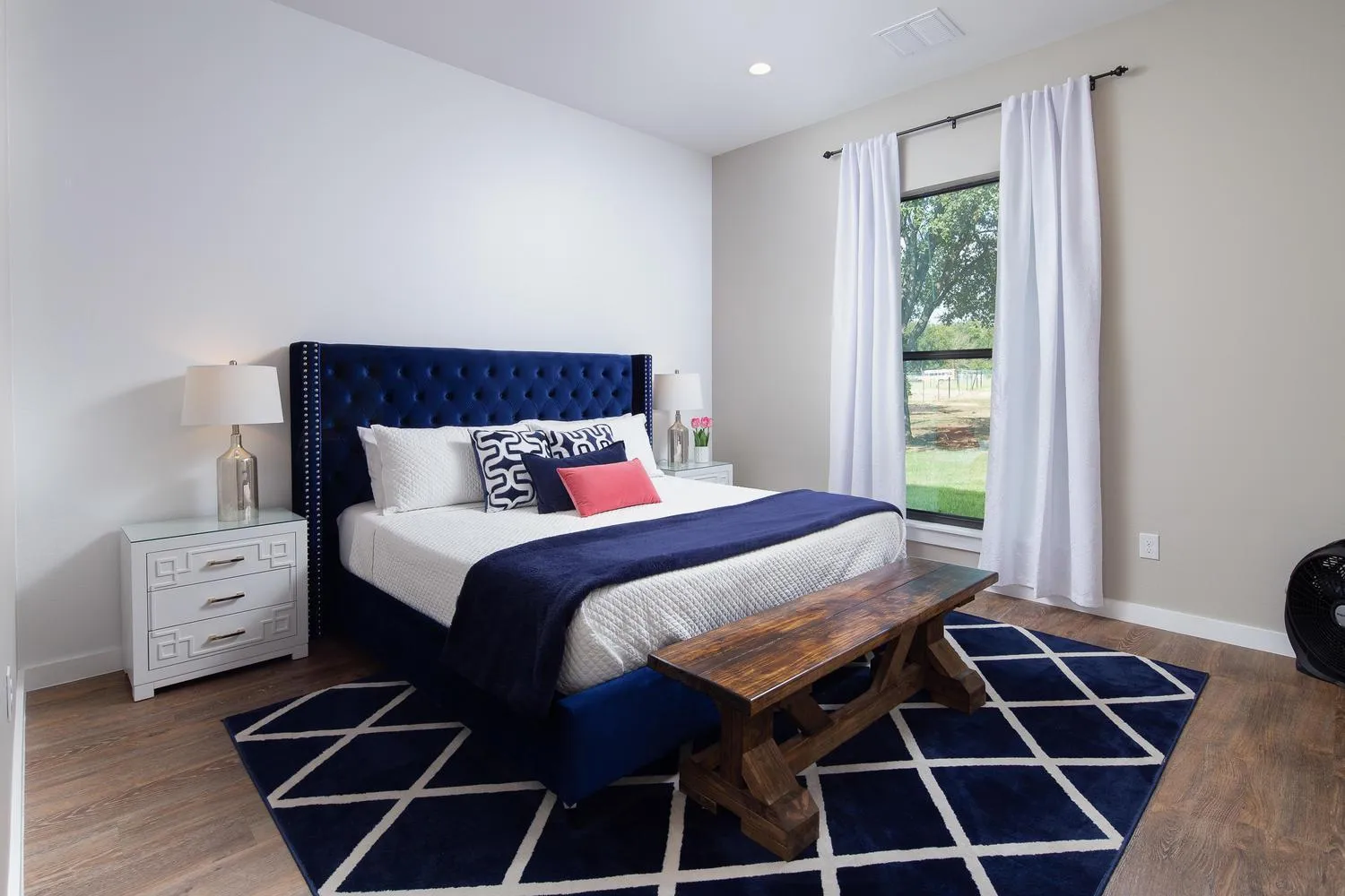 Other, Bed in The White House on the Horseshoe