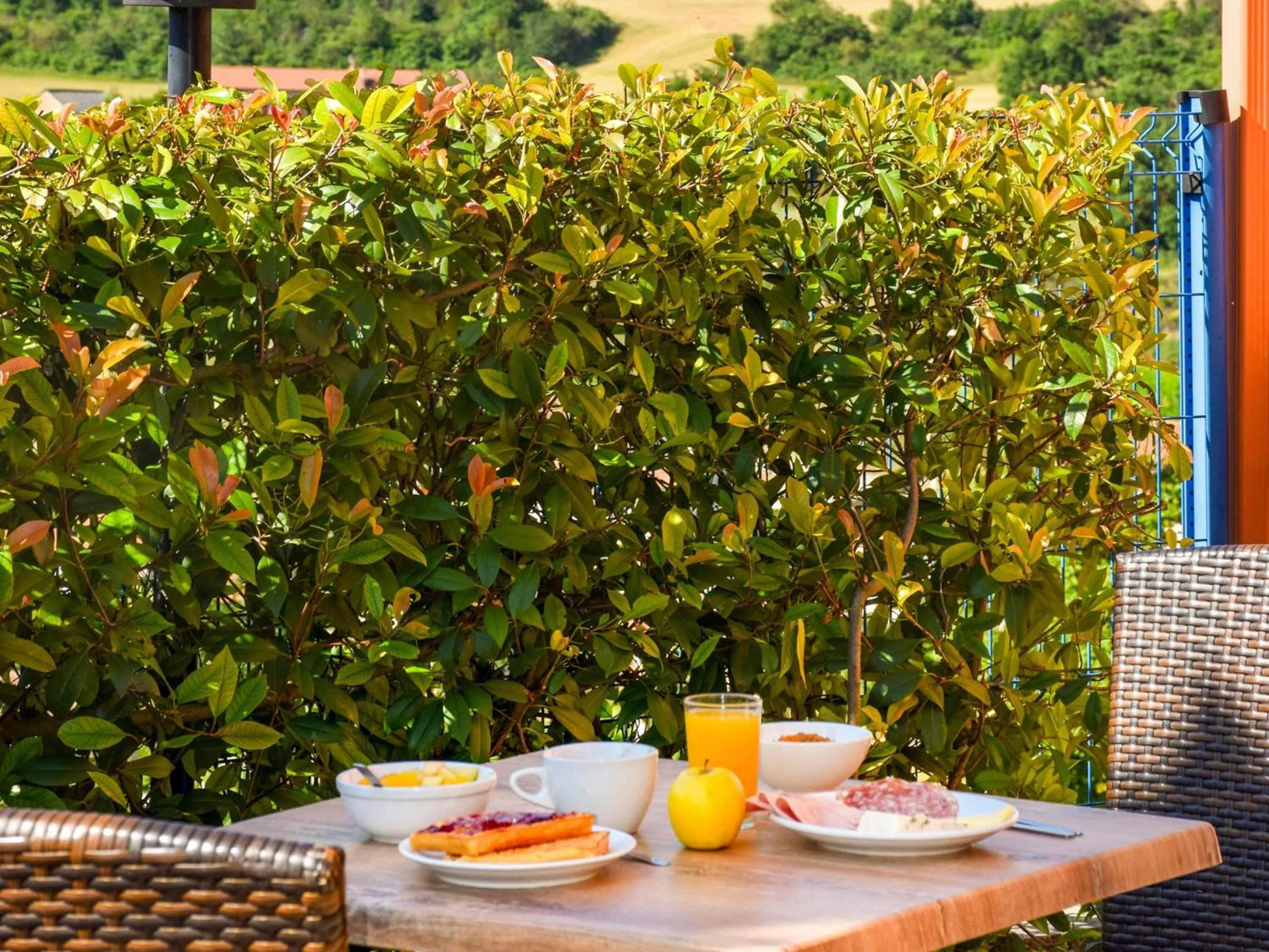 Breakfast in ibis Budget Millau Viaduc