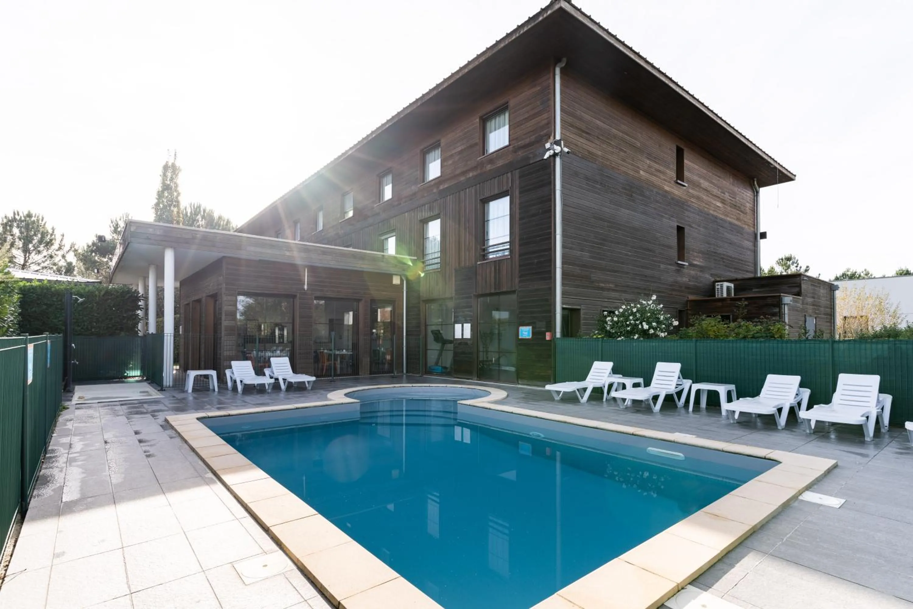 Swimming pool in All Suites Le Teich – Bassin d’Arcachon