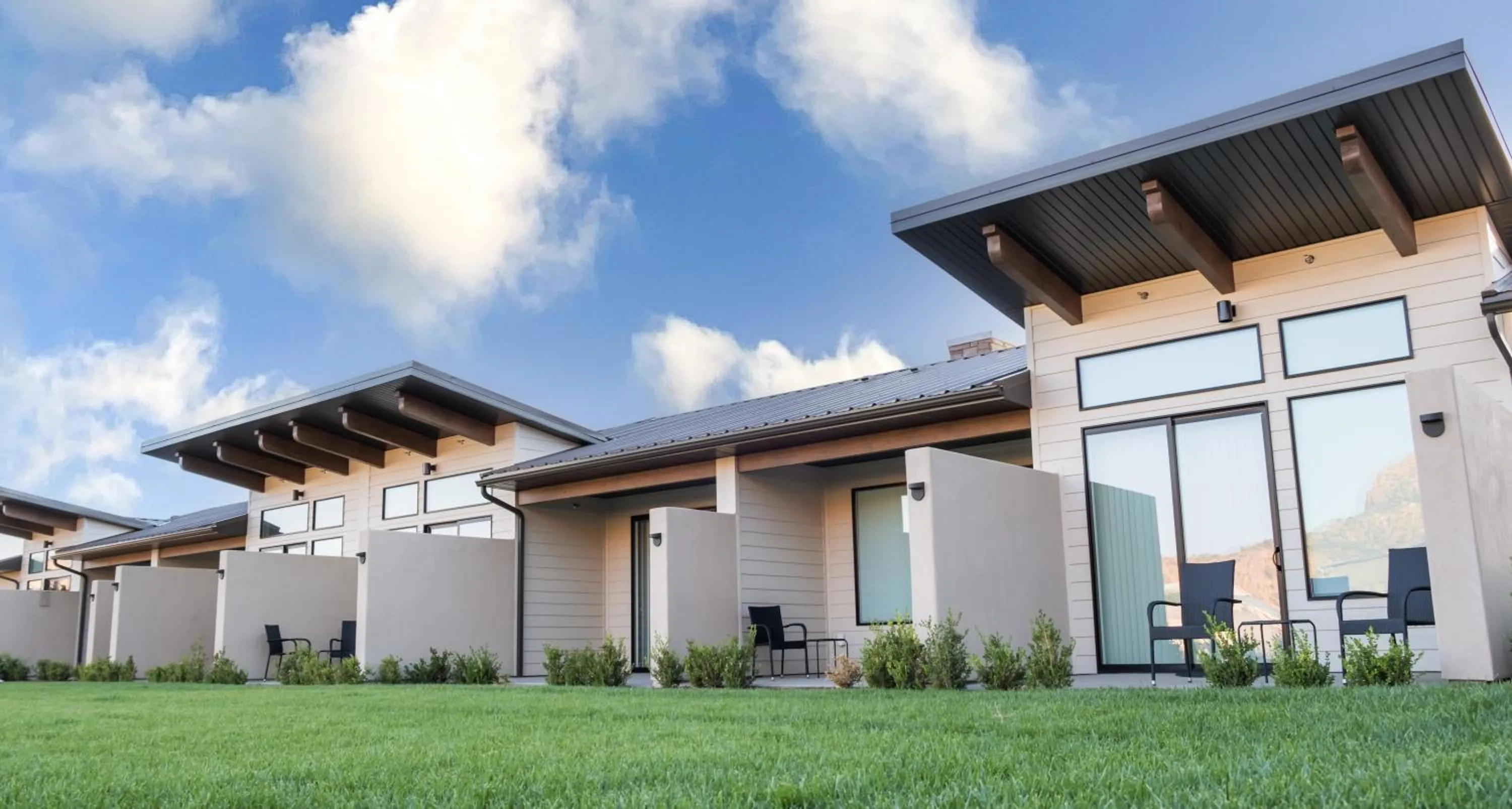 Property building in South Zion Inn and Suites