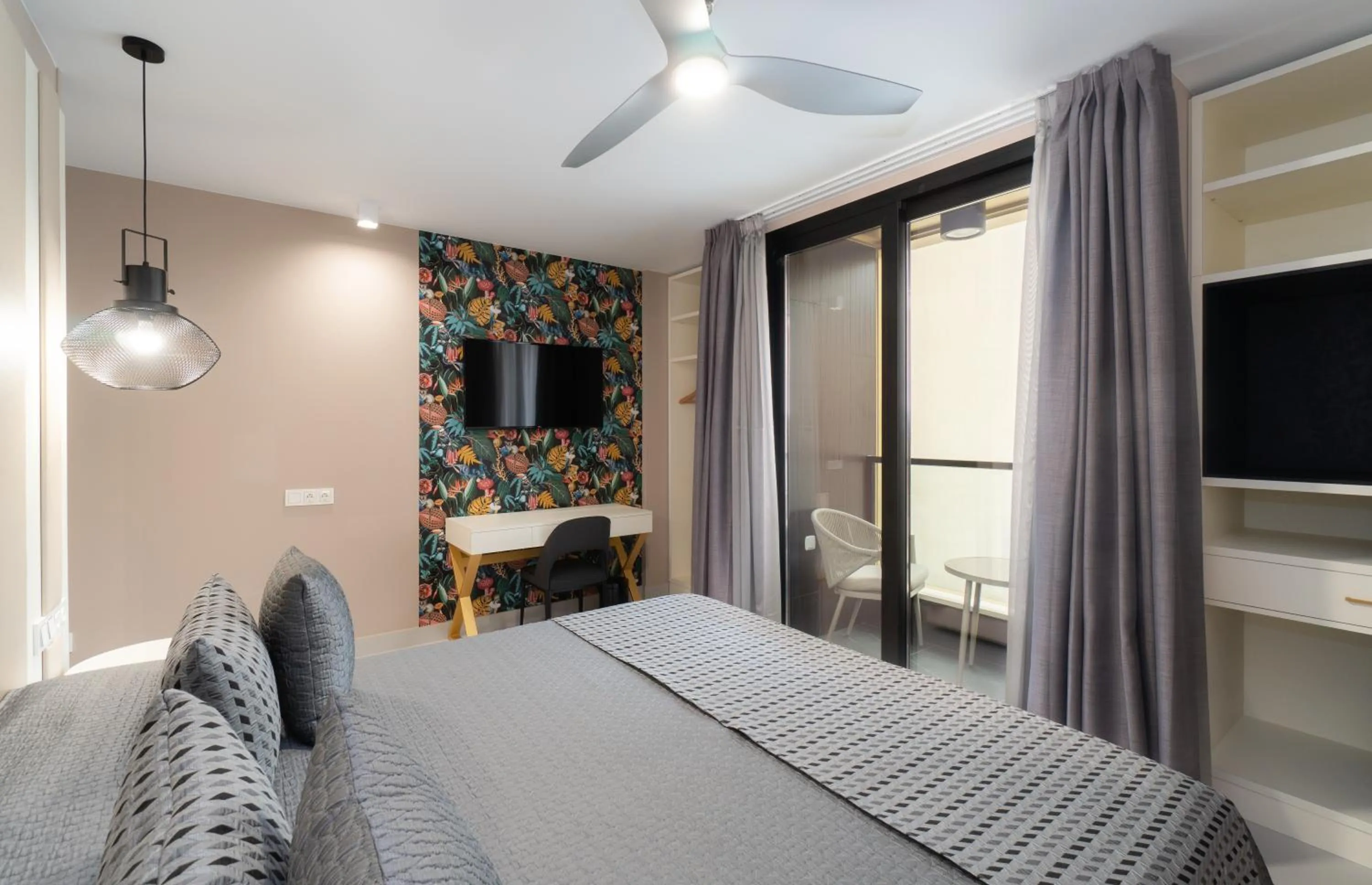 Bed in Hotel Perla del Sur