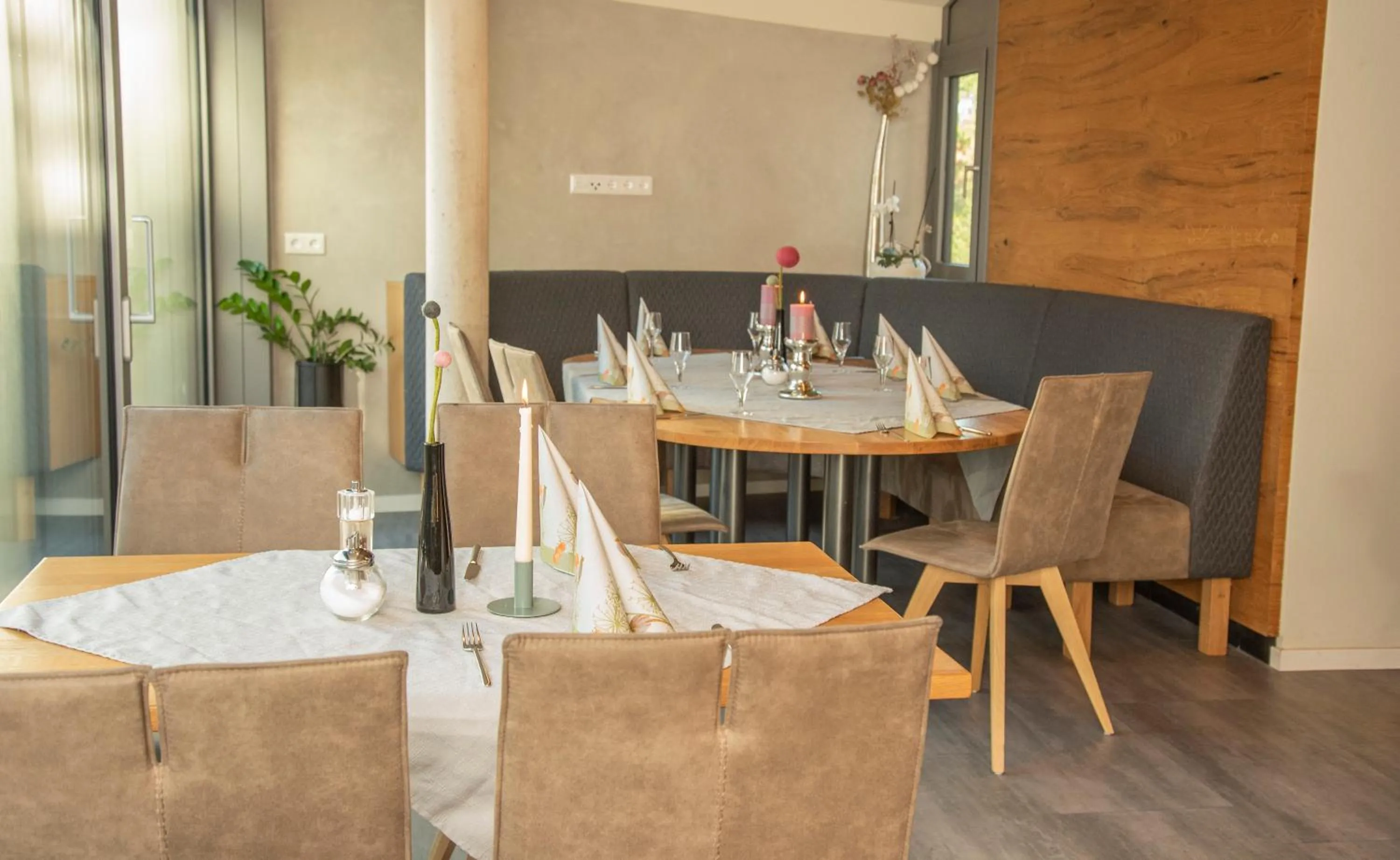 Seating area in Gasthof zum Goldenen Lamm