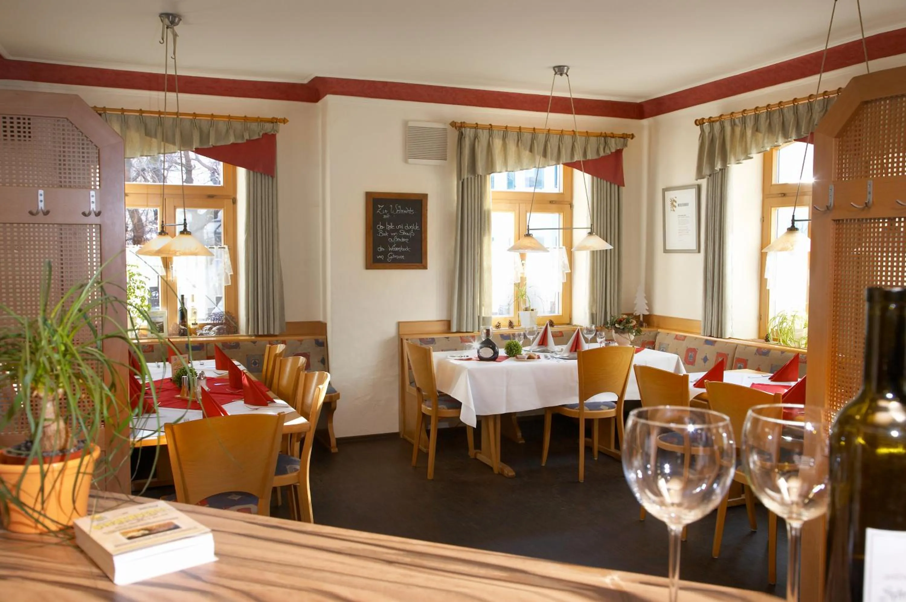 Restaurant/places to eat in Gasthof zum Goldenen Lamm