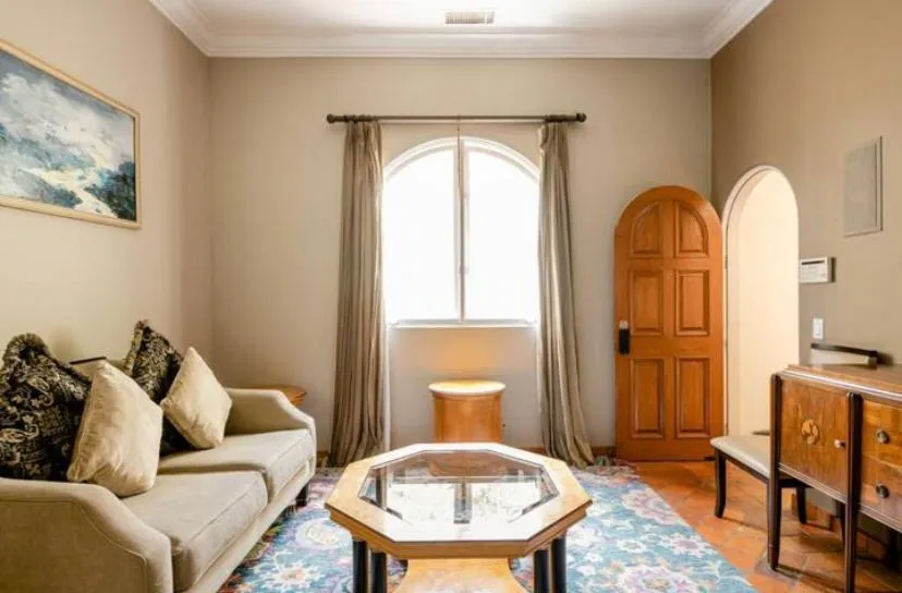 Seating area in Beverly Hills Spanish