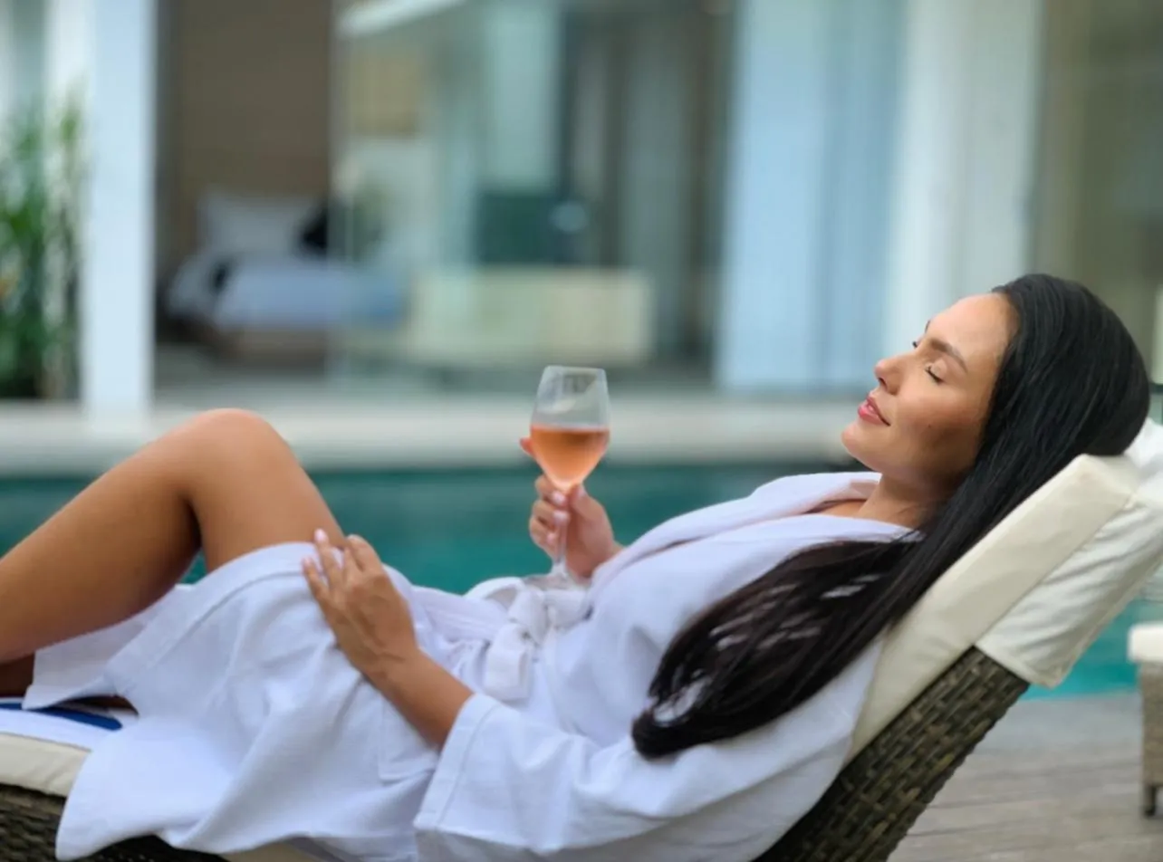 Swimming pool in Alami Luxury Villa