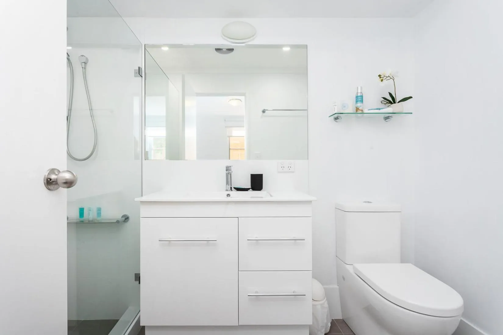 Bathroom in Nautica Residences Hillarys