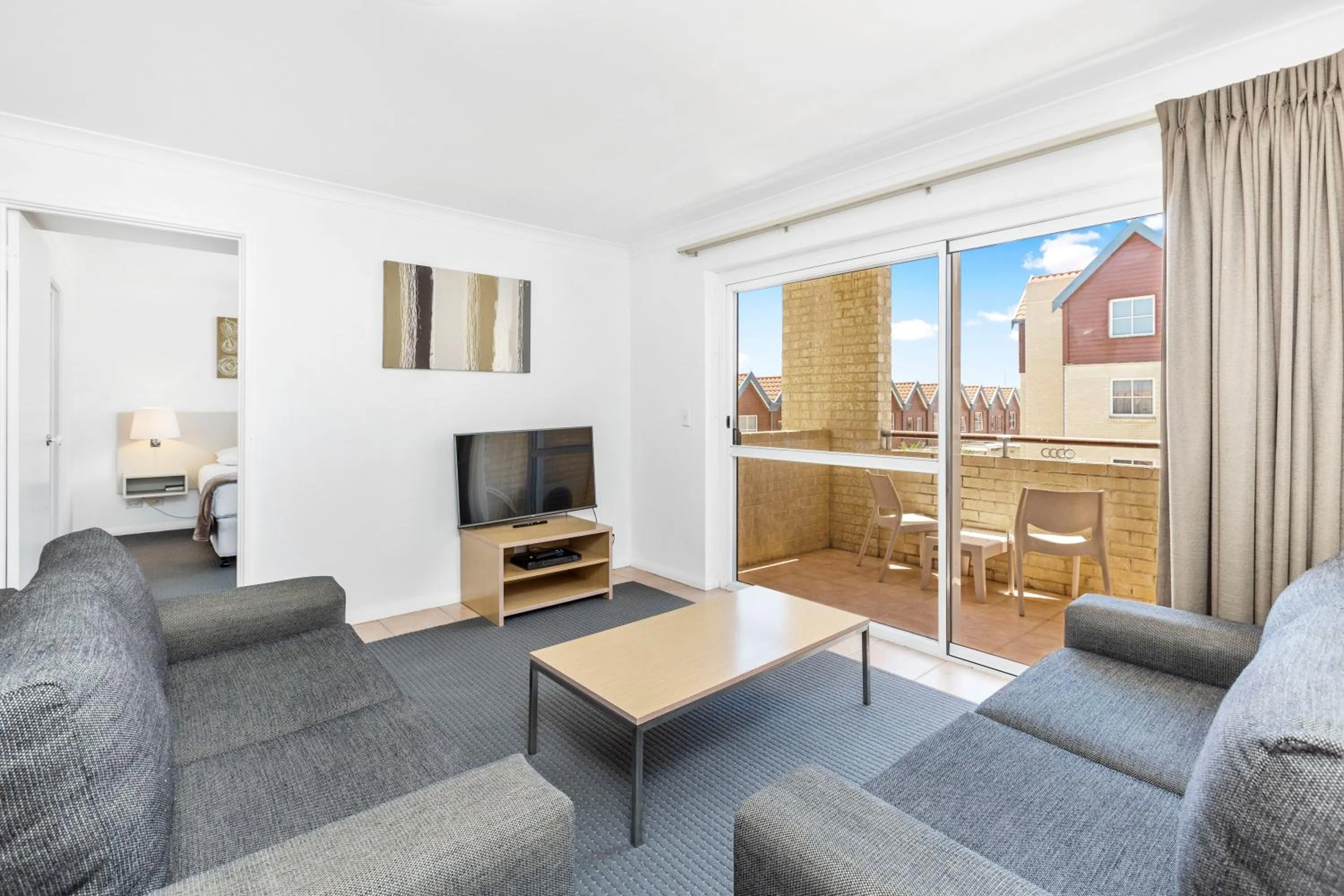 TV and multimedia in Nautica Residences Hillarys