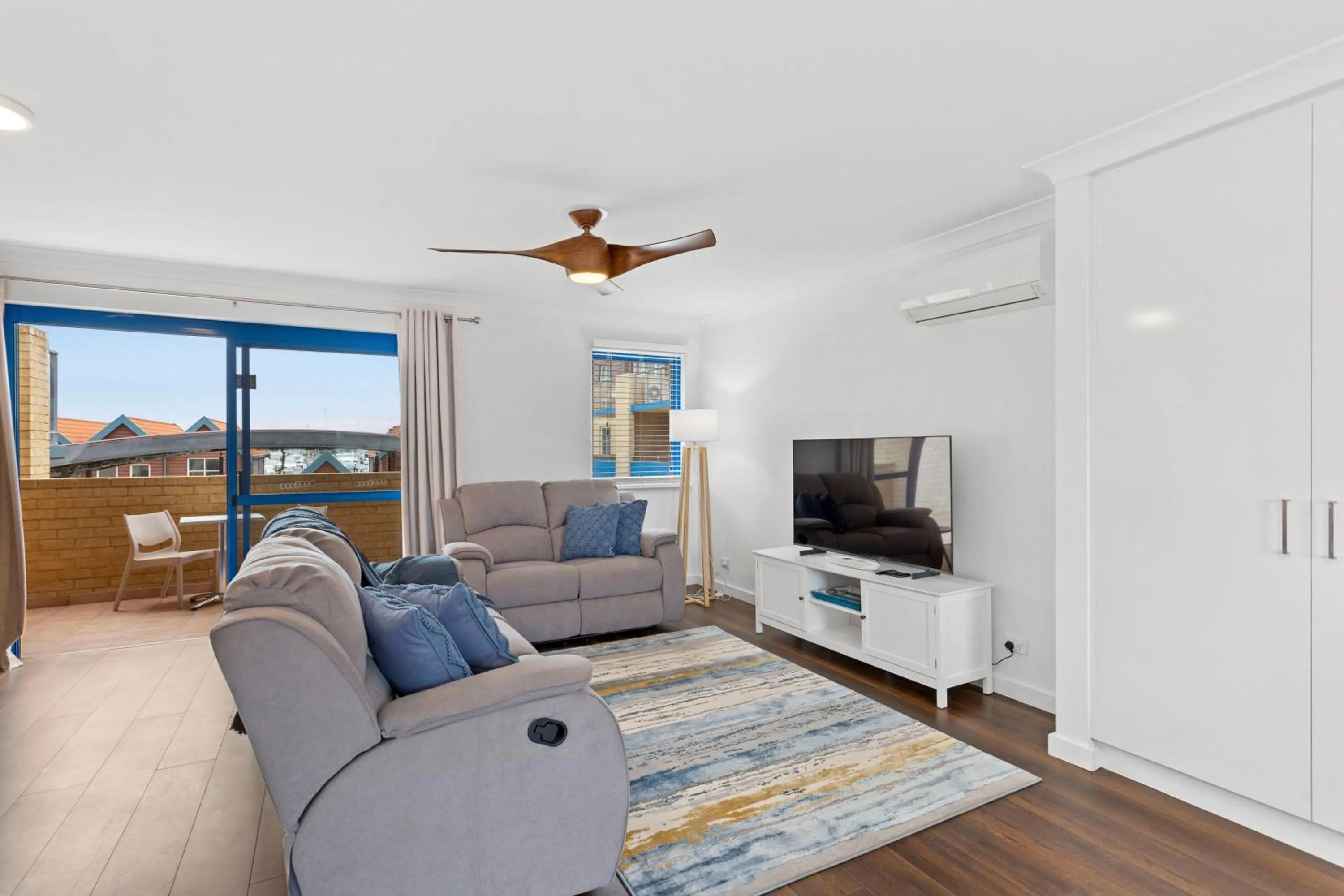 TV and multimedia in Nautica Residences Hillarys