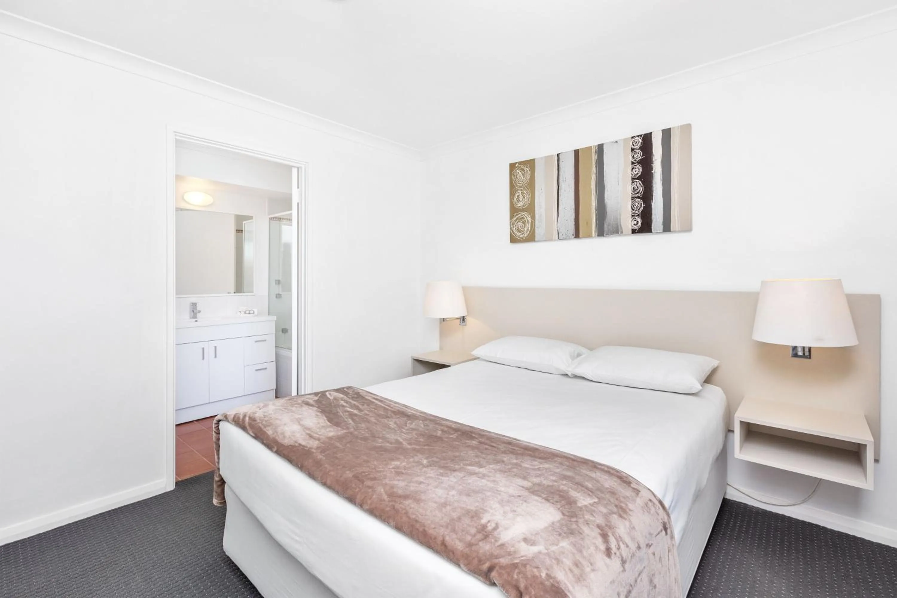 Bedroom, Bed in Nautica Residences Hillarys