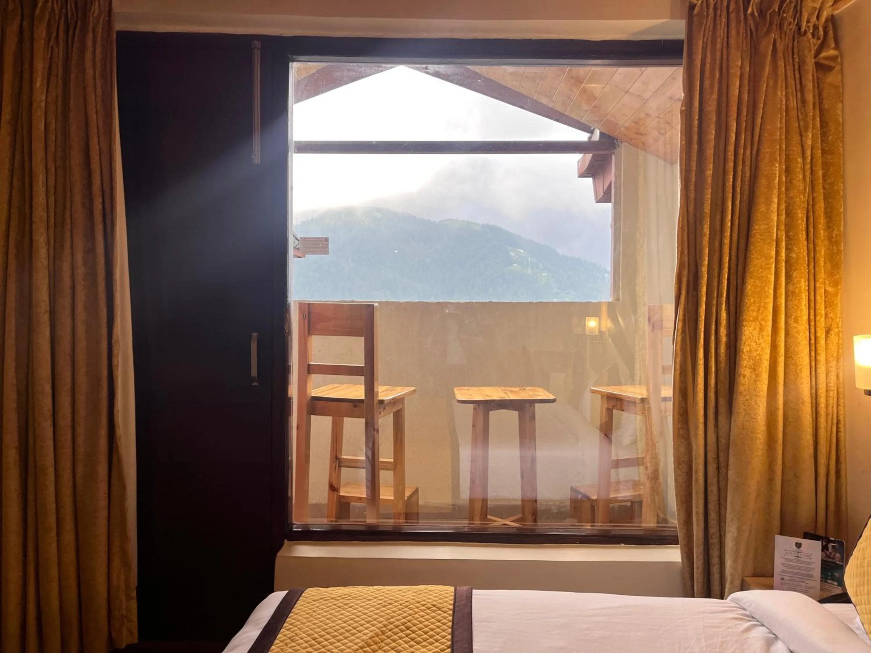 Balcony/Terrace, Bed in The Jungle Mountain Retreat