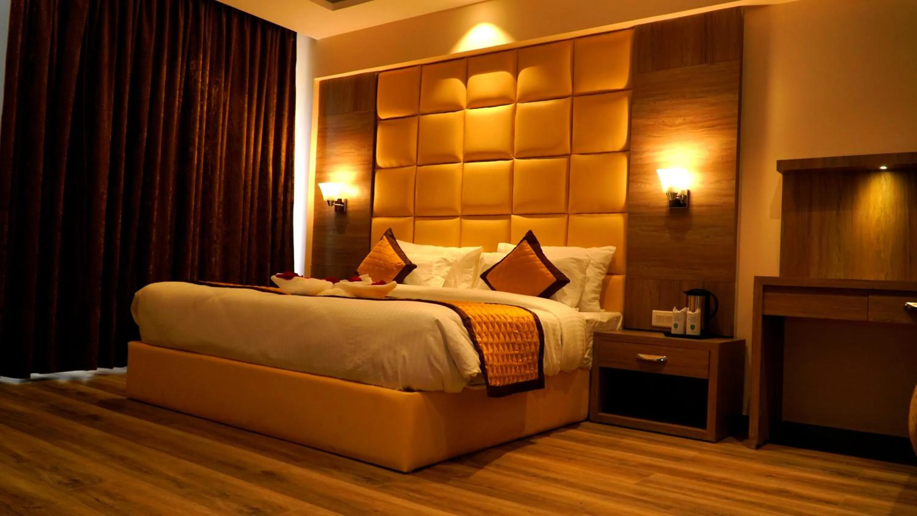 Bed in The Jungle Mountain Retreat