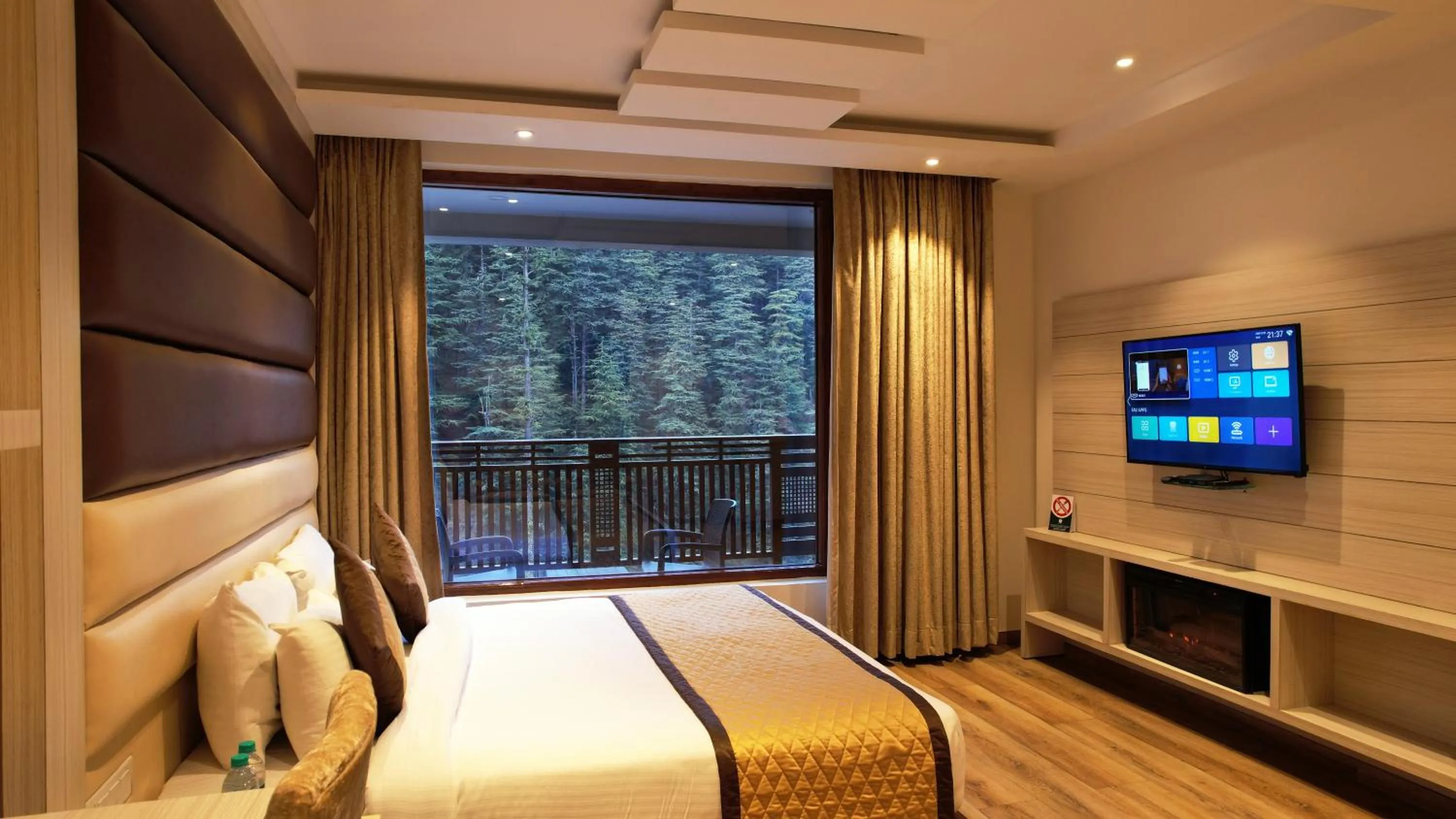 Balcony/Terrace, Bed in The Jungle Mountain Retreat