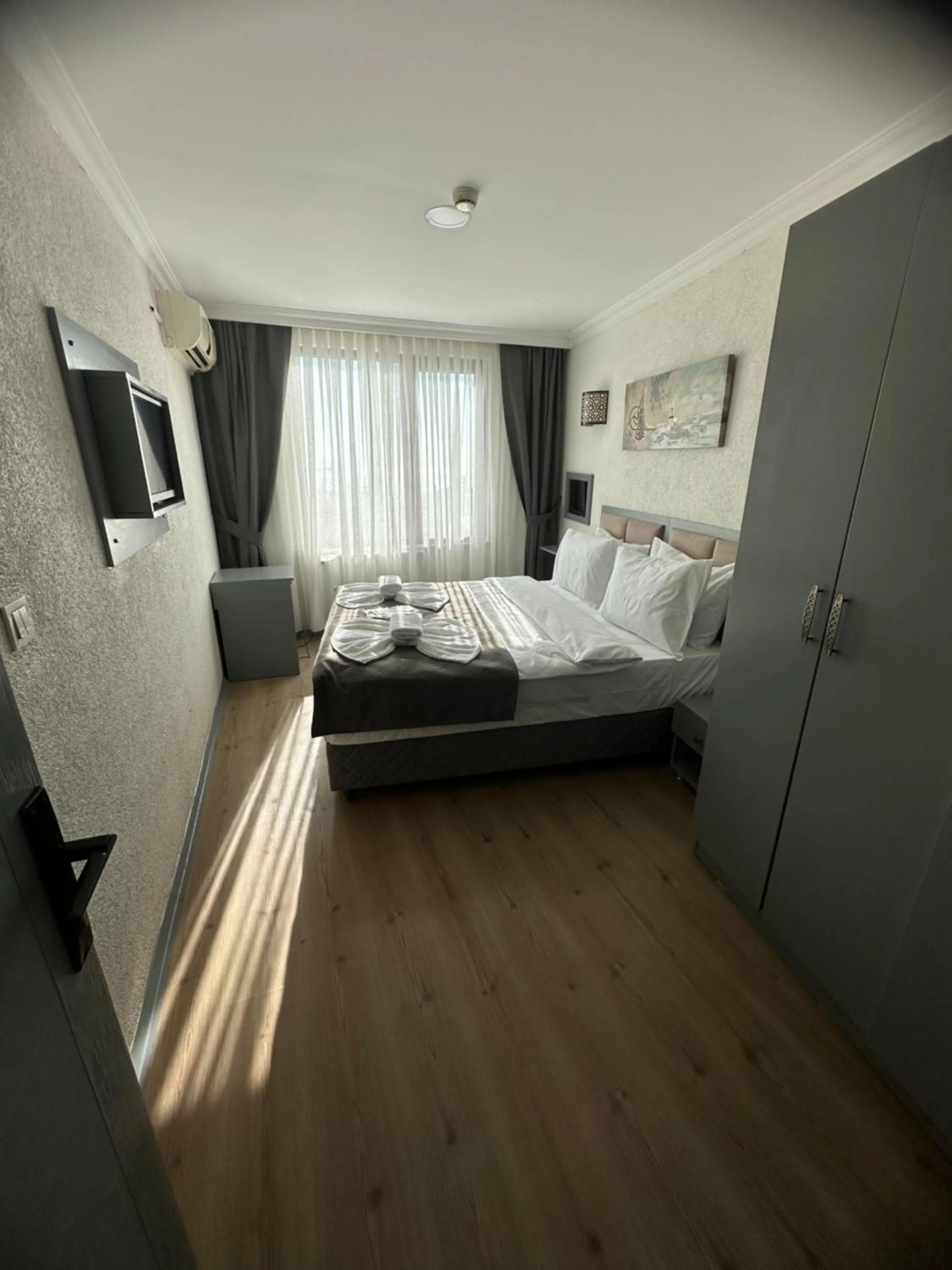 Double Room with Sea View in Big Orange Hotel Old City
